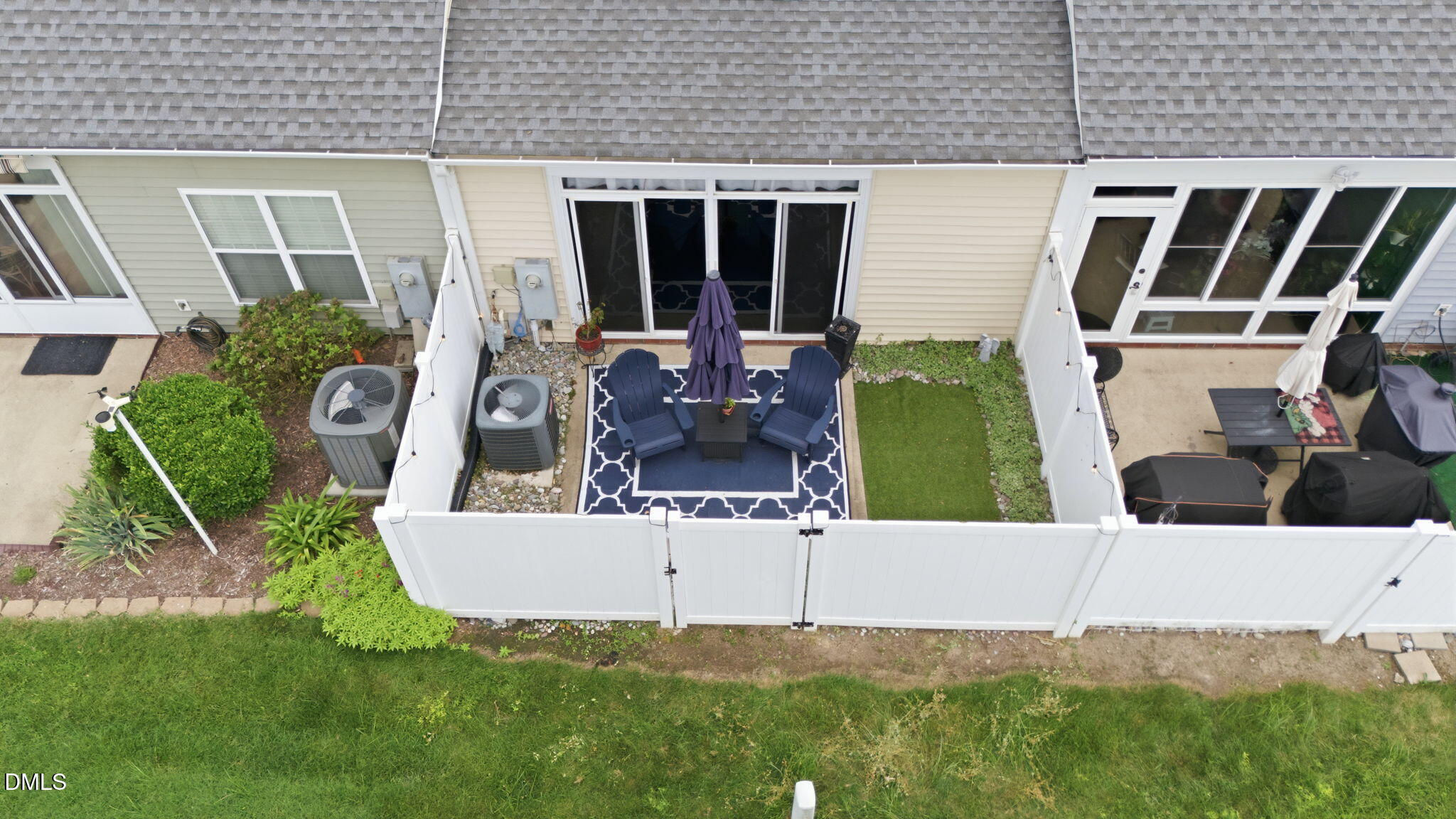 7304 Caversham Way Property Photo 8