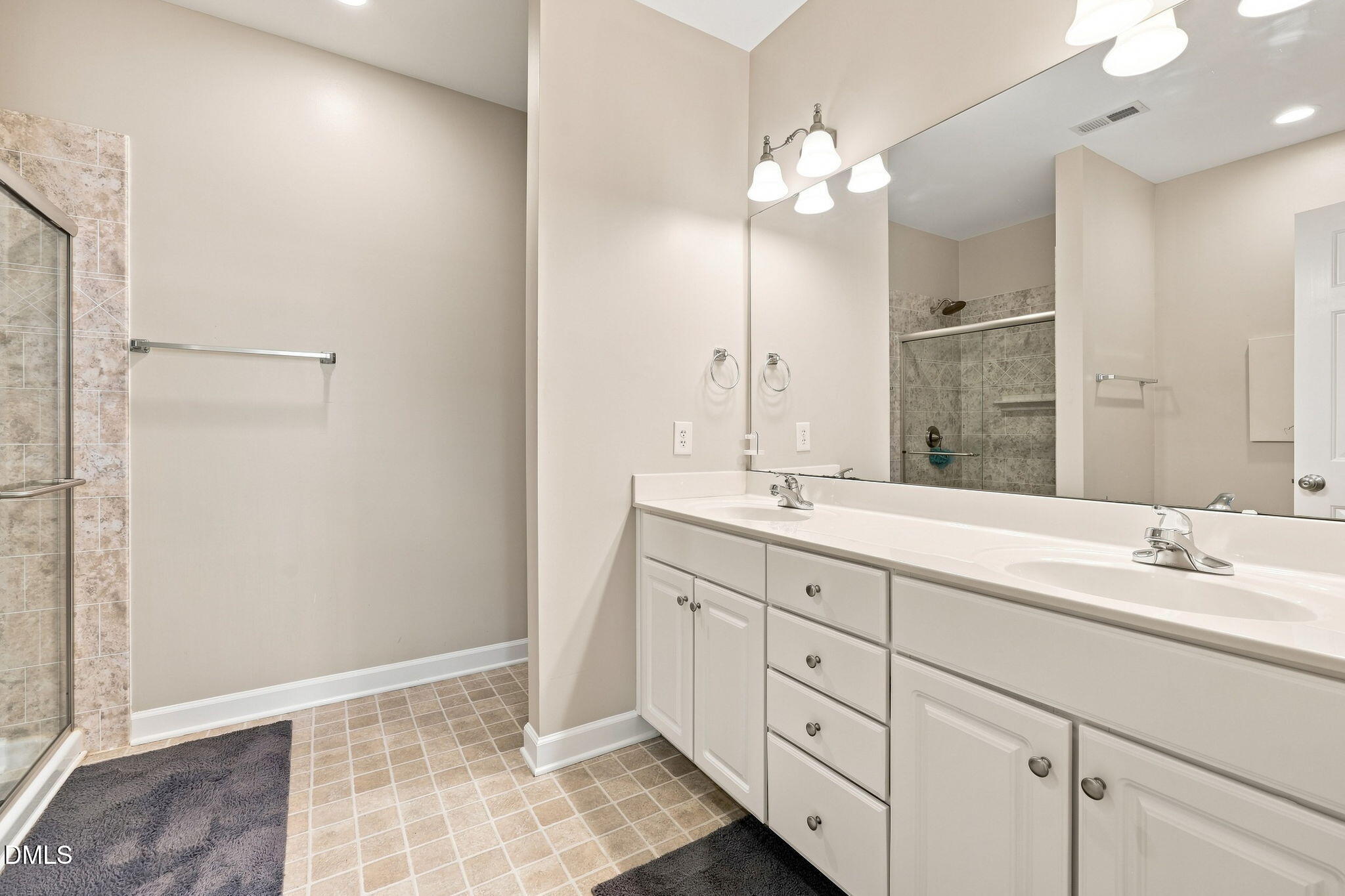 7304 Caversham Way Property Photo 27