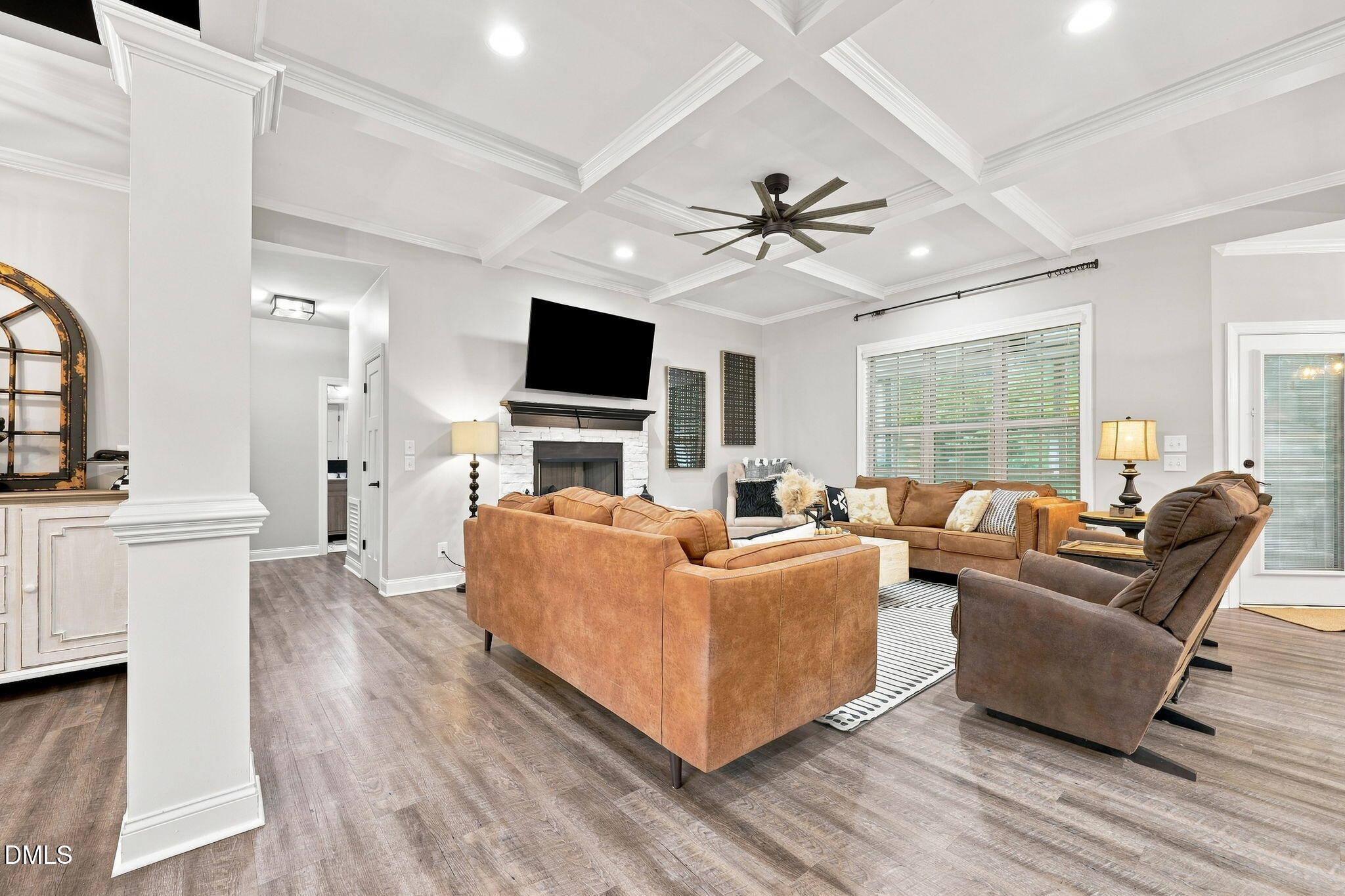 1096 Buggy Lane Property Photo 11