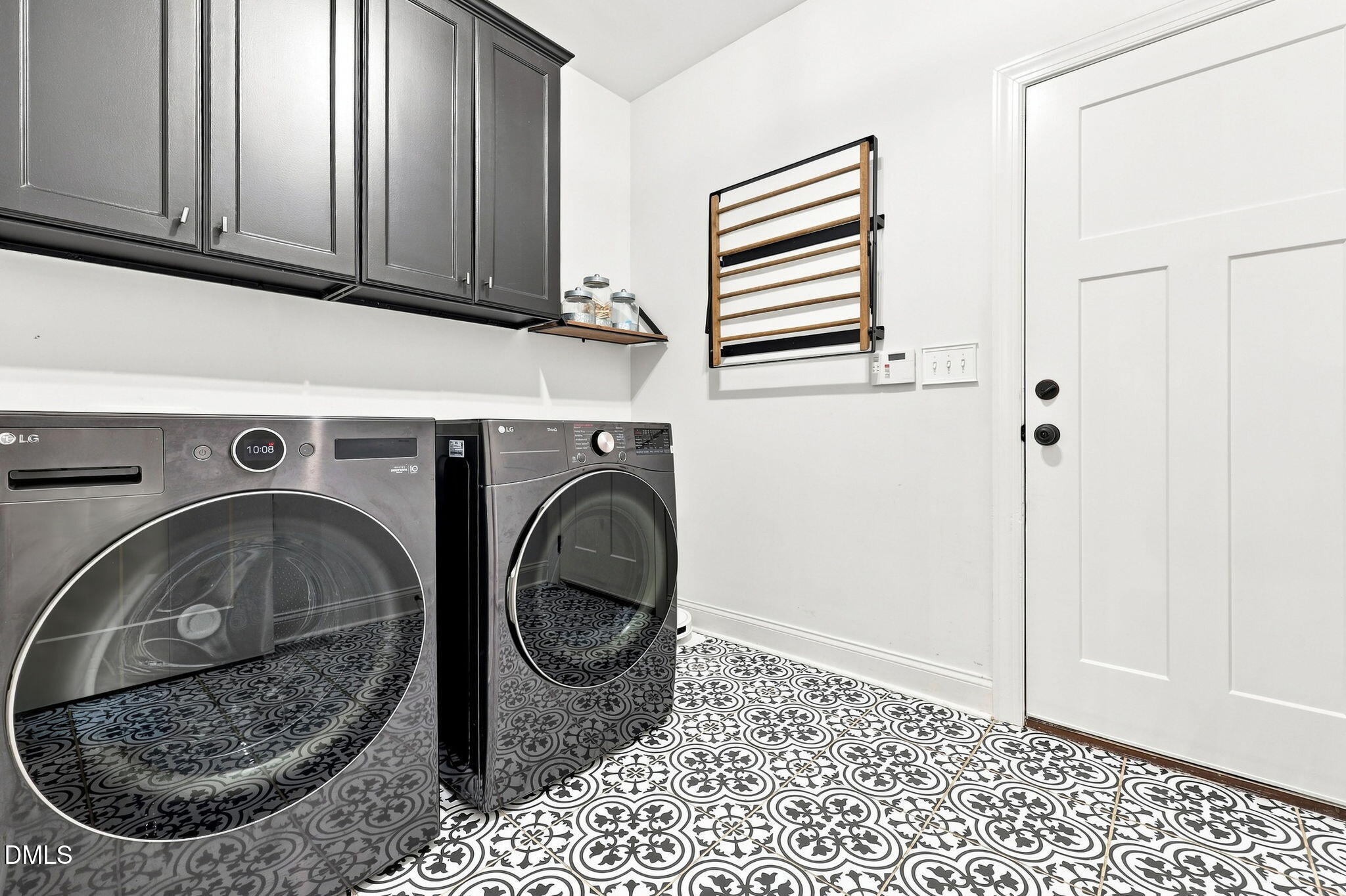 1096 Buggy Lane Property Photo 33