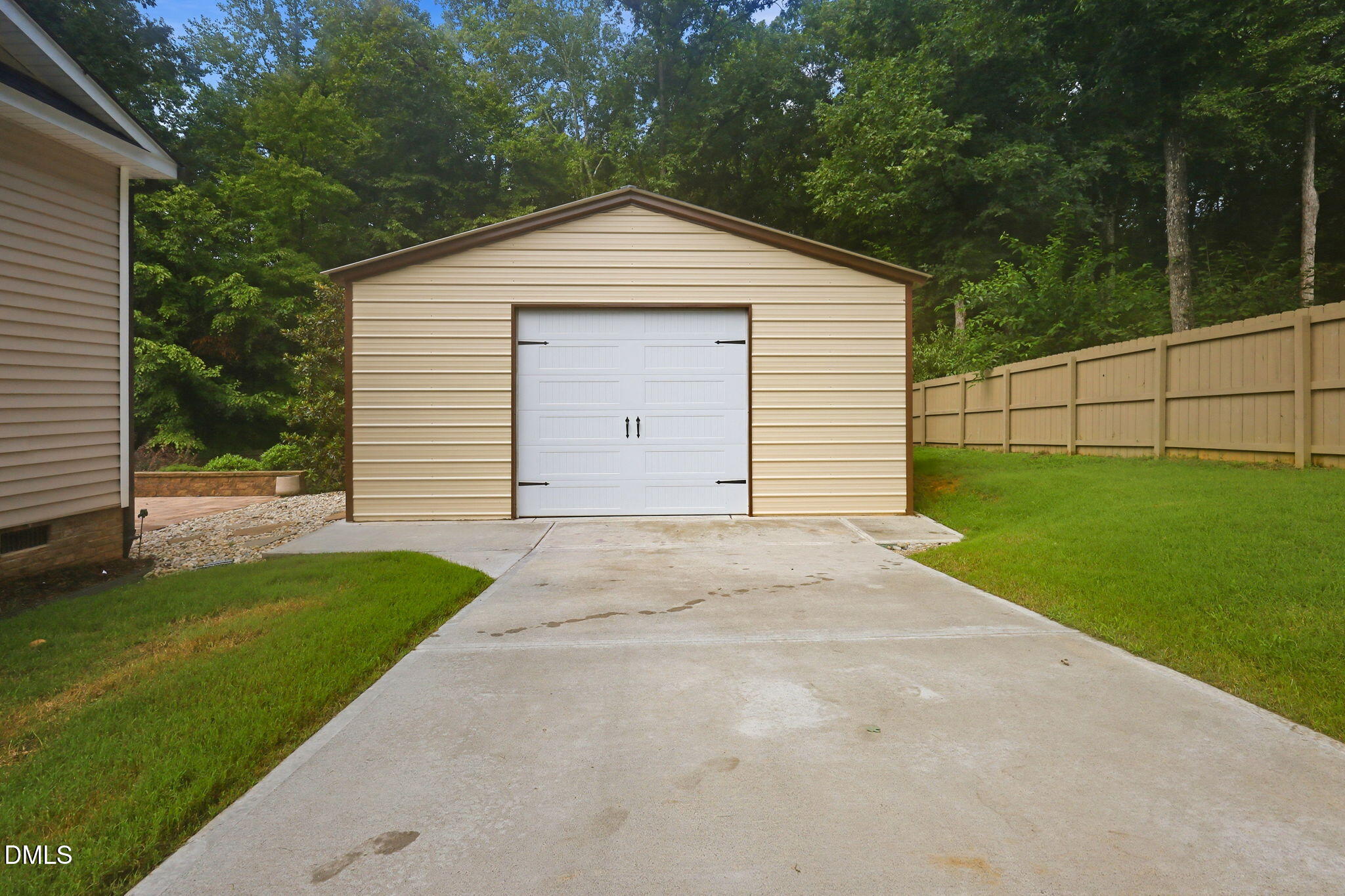 1096 Buggy Lane Property Photo 54