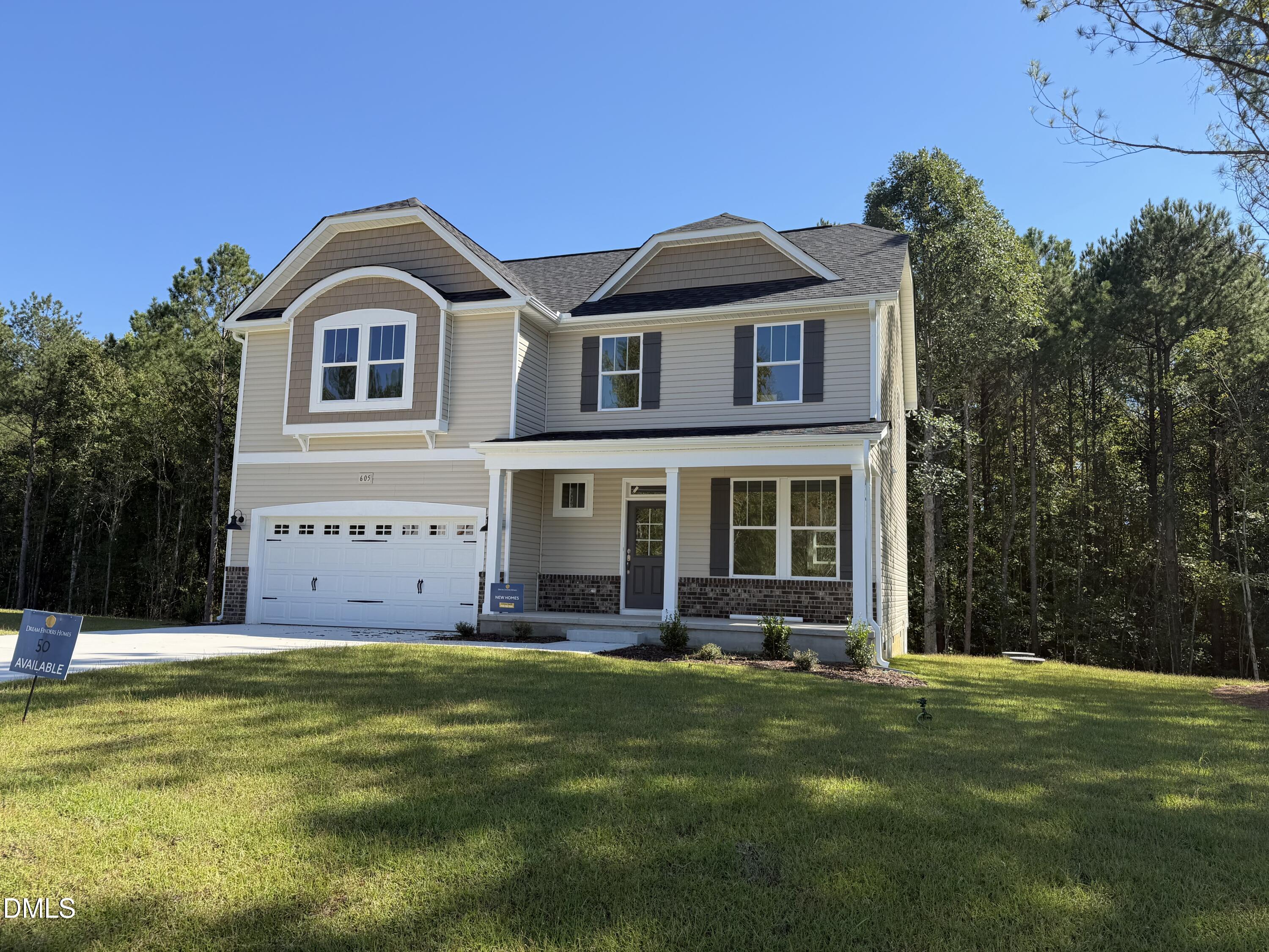 605 Grand Griffon Way Property Photo 1