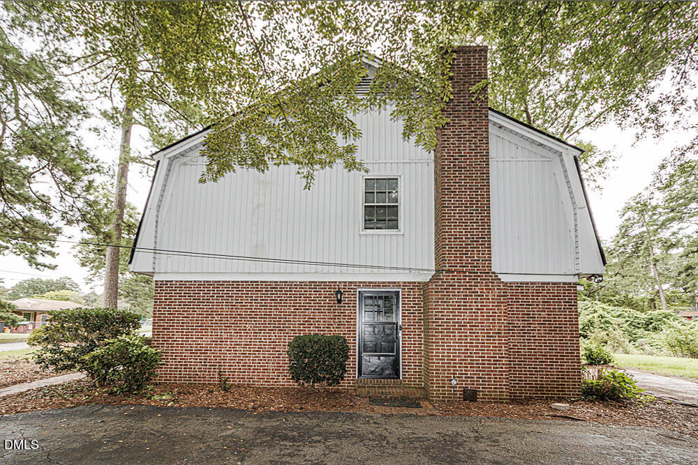 1513 Western Avenue Property Photo 11
