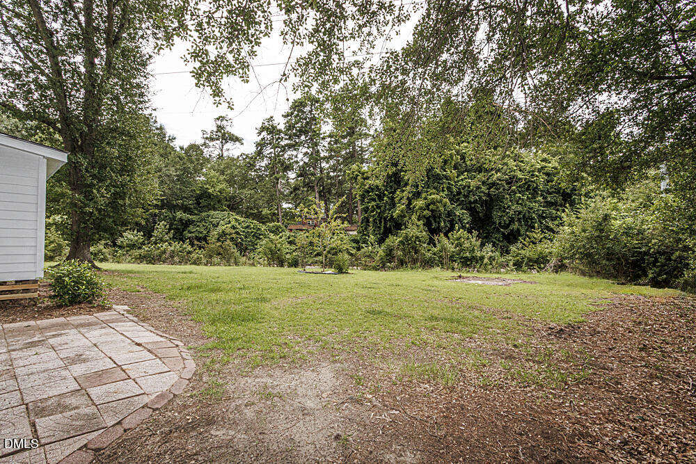 1513 Western Avenue Property Photo 12