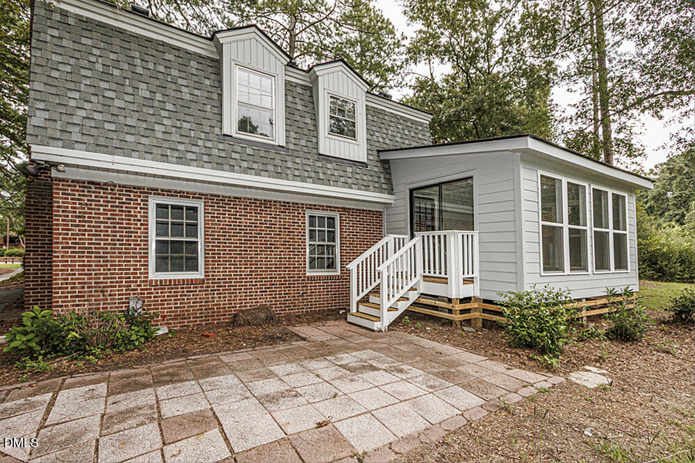 1513 Western Avenue Property Photo 15