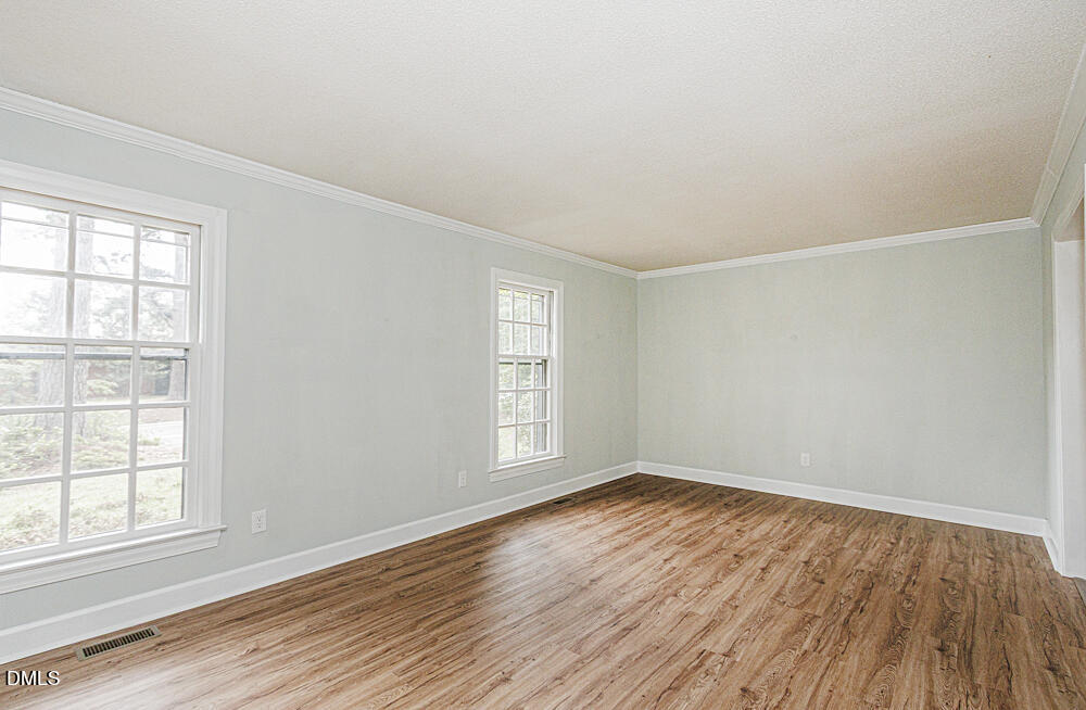 1513 Western Avenue Property Photo 20