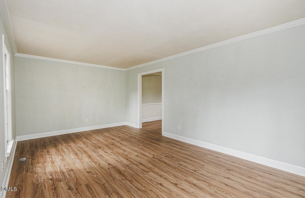1513 Western Avenue Property Photo 21