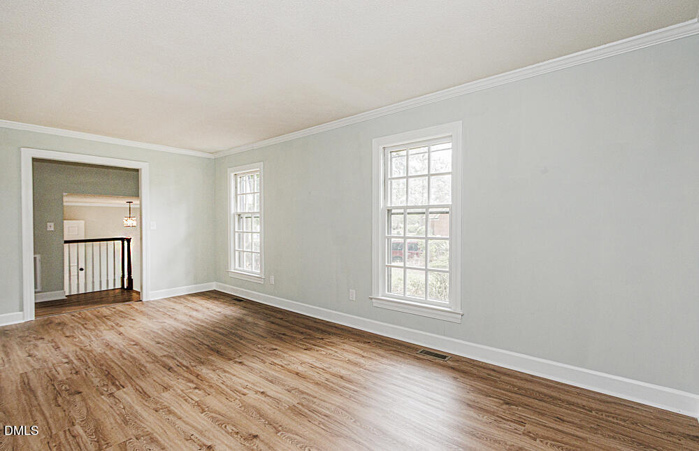 1513 Western Avenue Property Photo 23