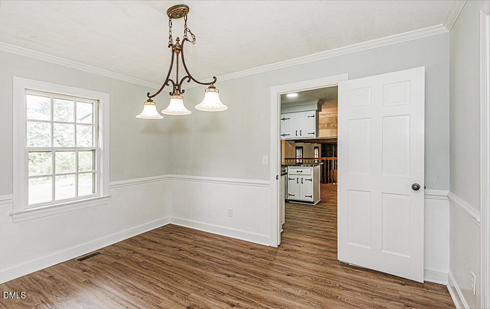 1513 Western Avenue Property Photo 25
