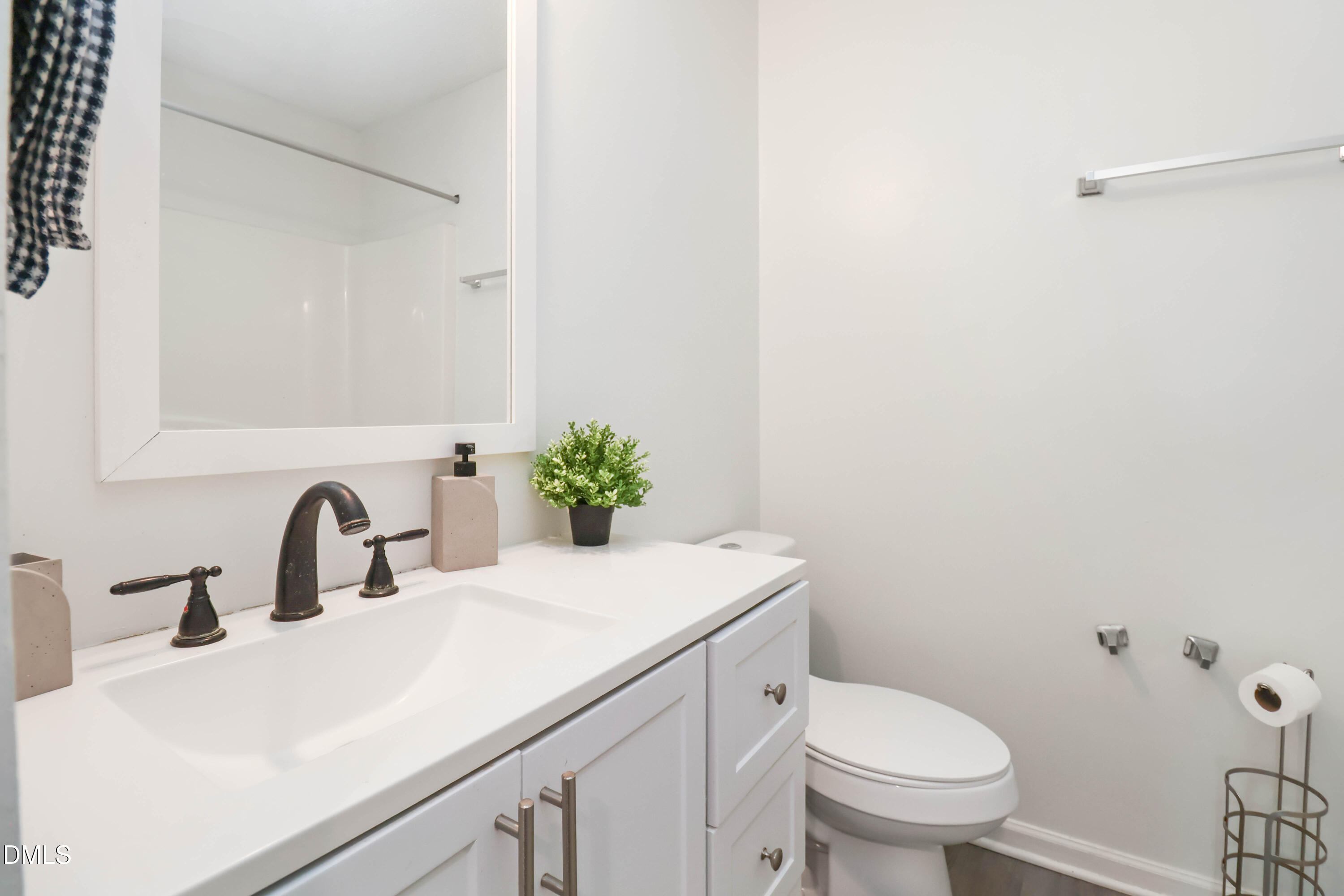 1508 Malta Avenue Property Photo 16