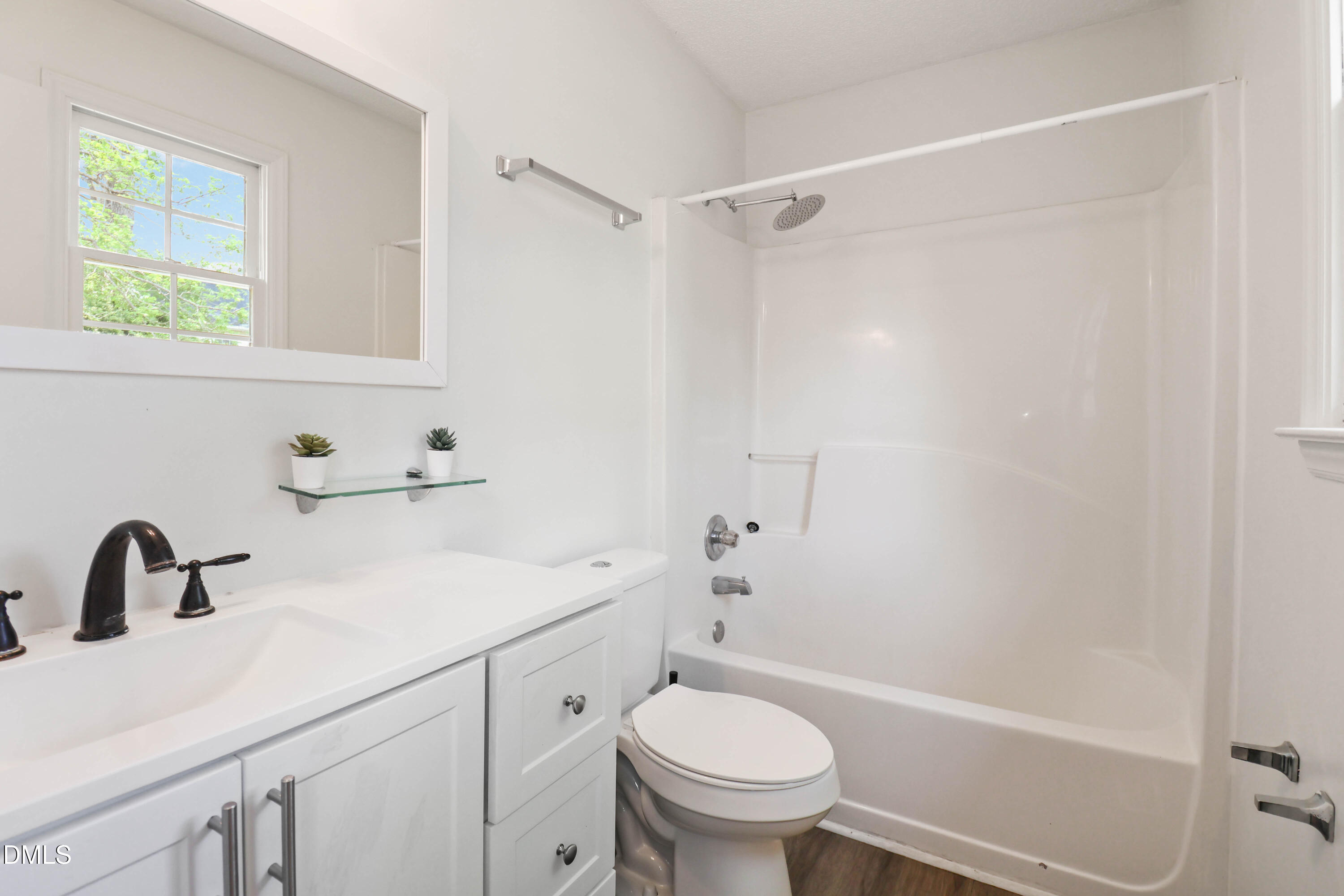 1508 Malta Avenue Property Photo 24