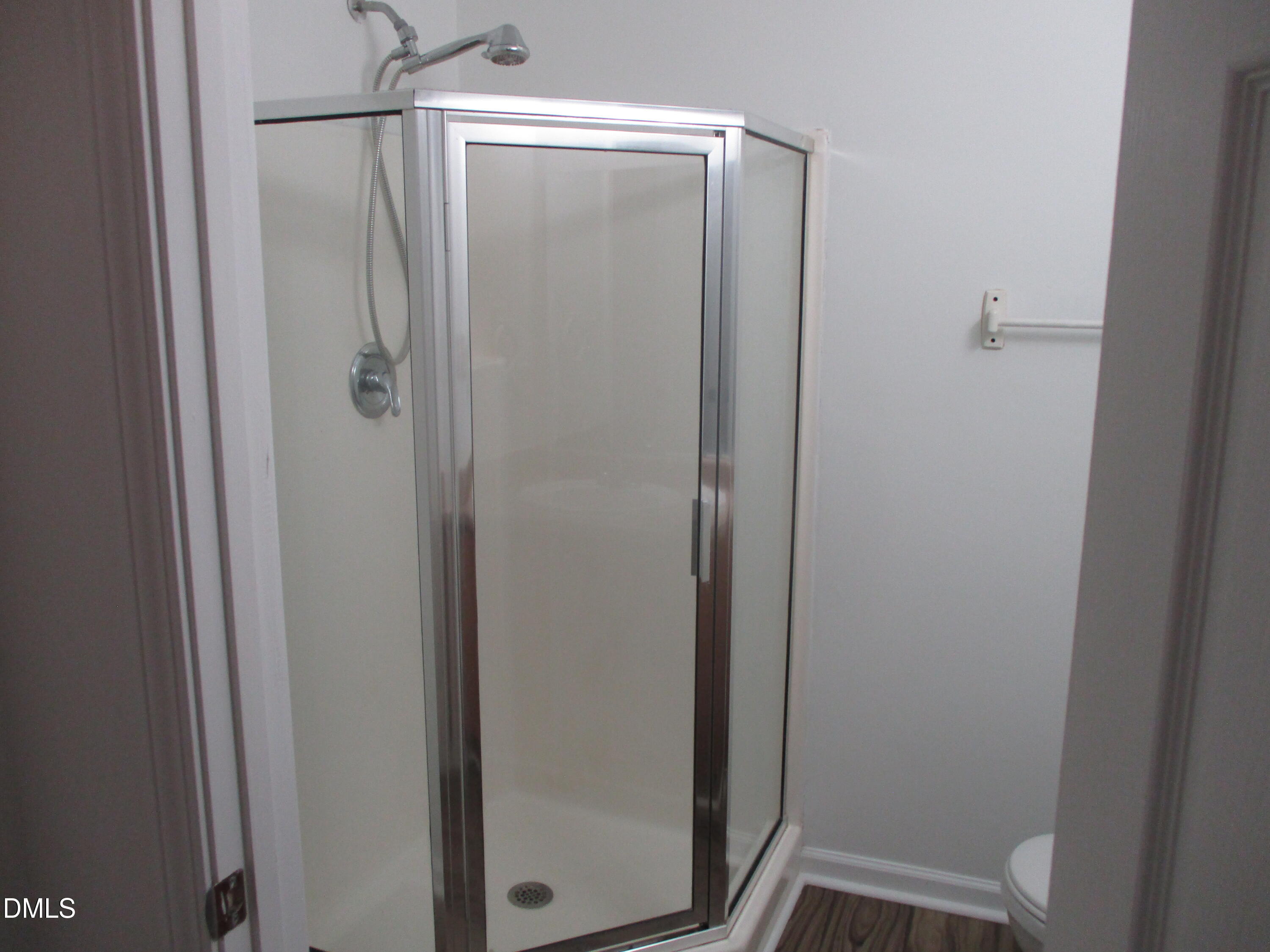 8 N Swain Street Property Photo 7
