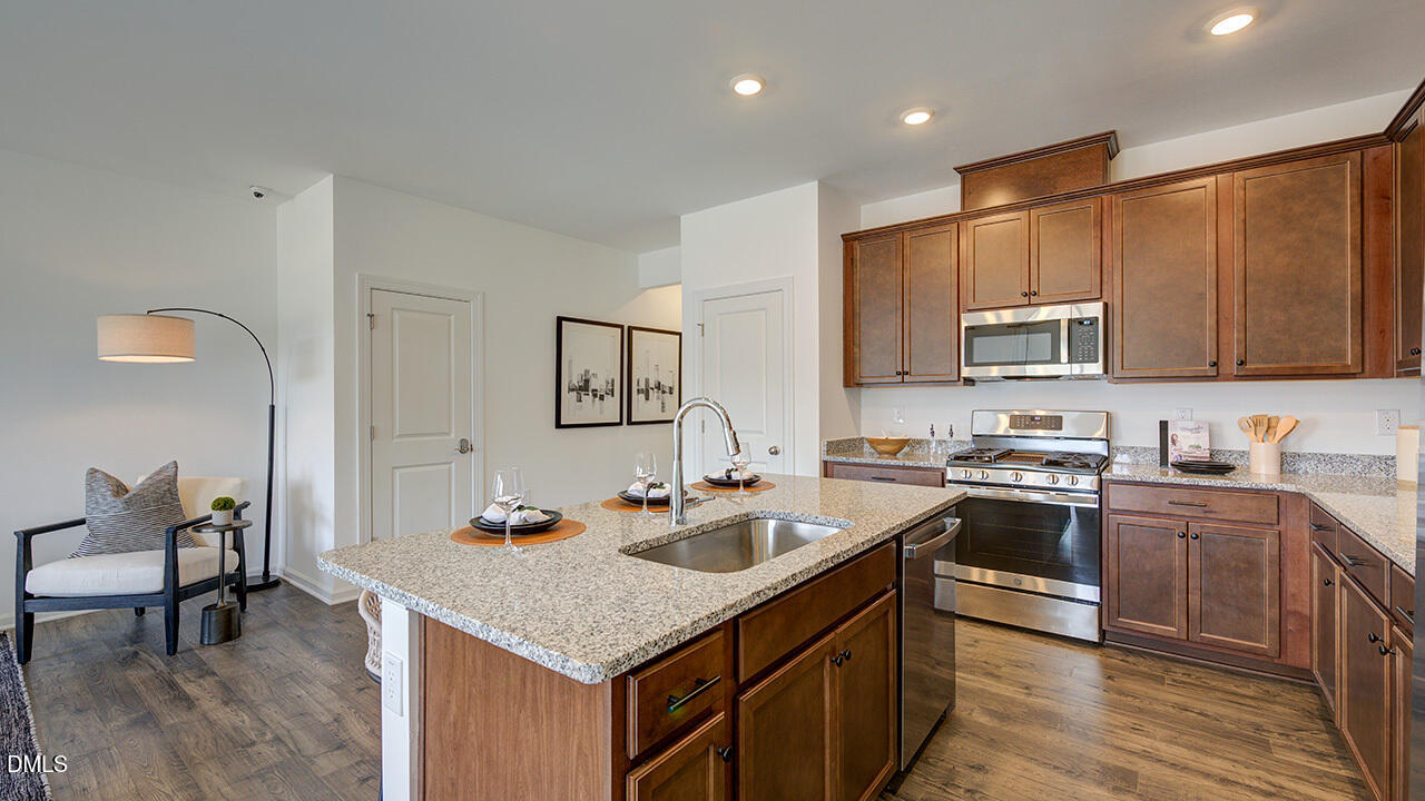 306 Sweetbay Tree Drive Property Photo 12