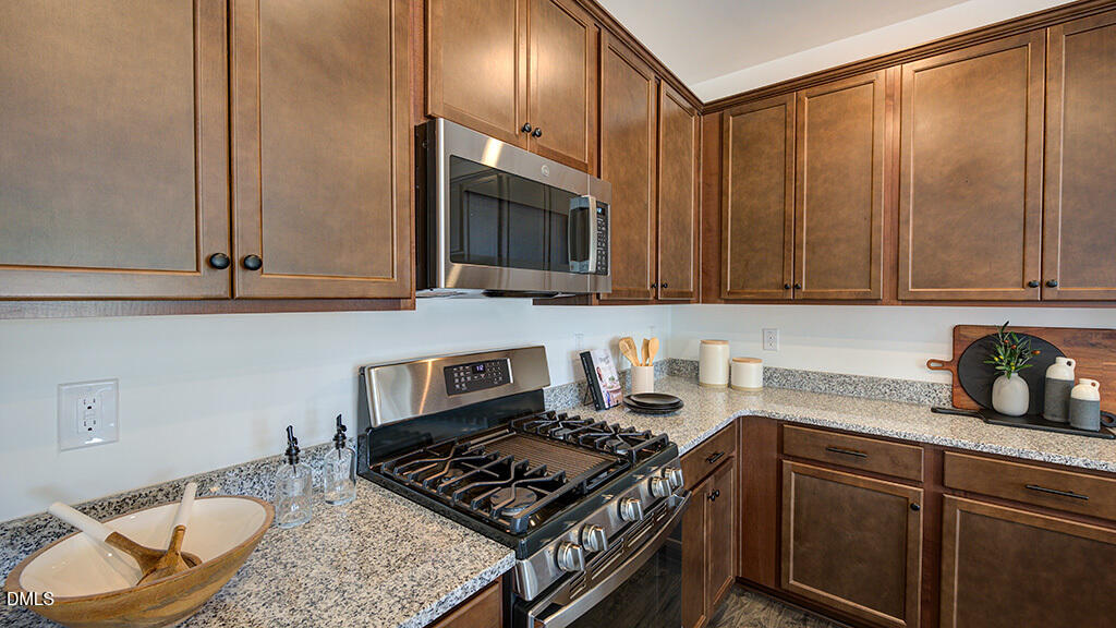 306 Sweetbay Tree Drive Property Photo 14