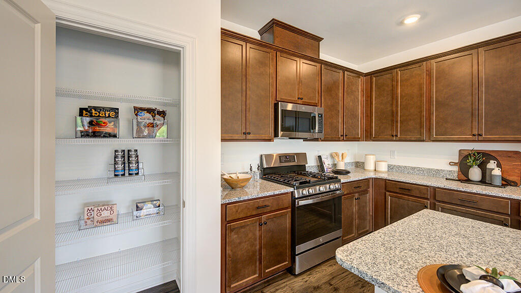 306 Sweetbay Tree Drive Property Photo 15