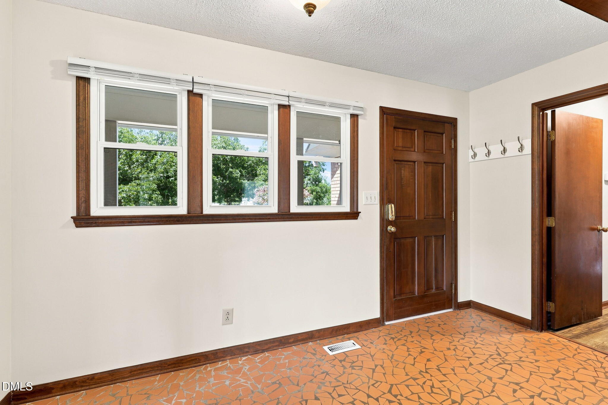 10545 Oakley Road Property Photo 7
