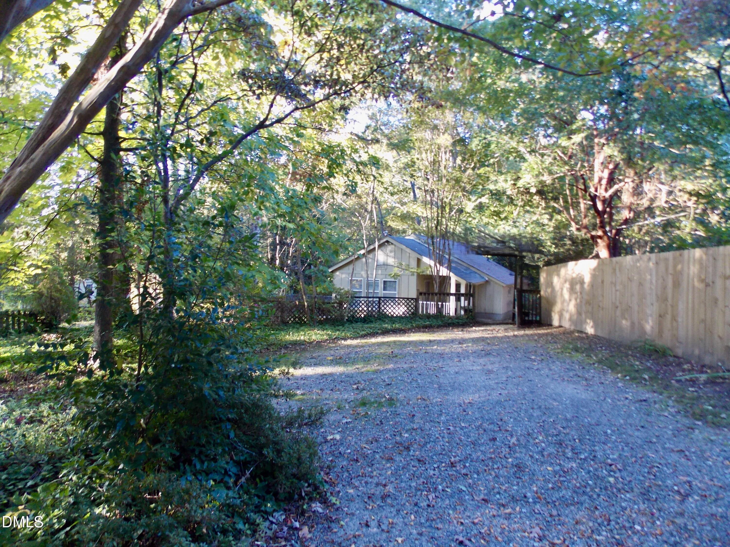 1421-a Lynn Road Property Photo 1