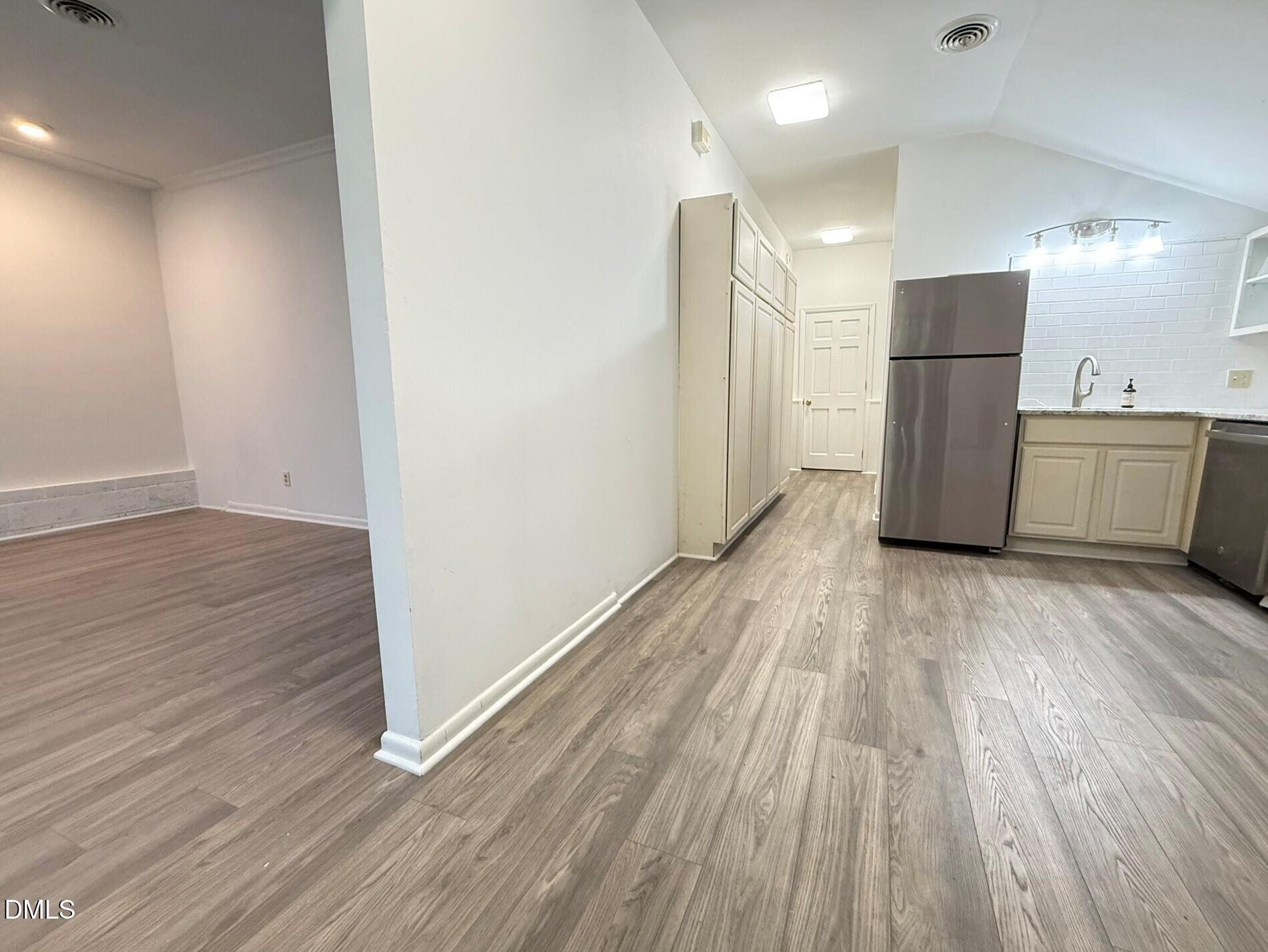 1421-a Lynn Road Property Photo 2