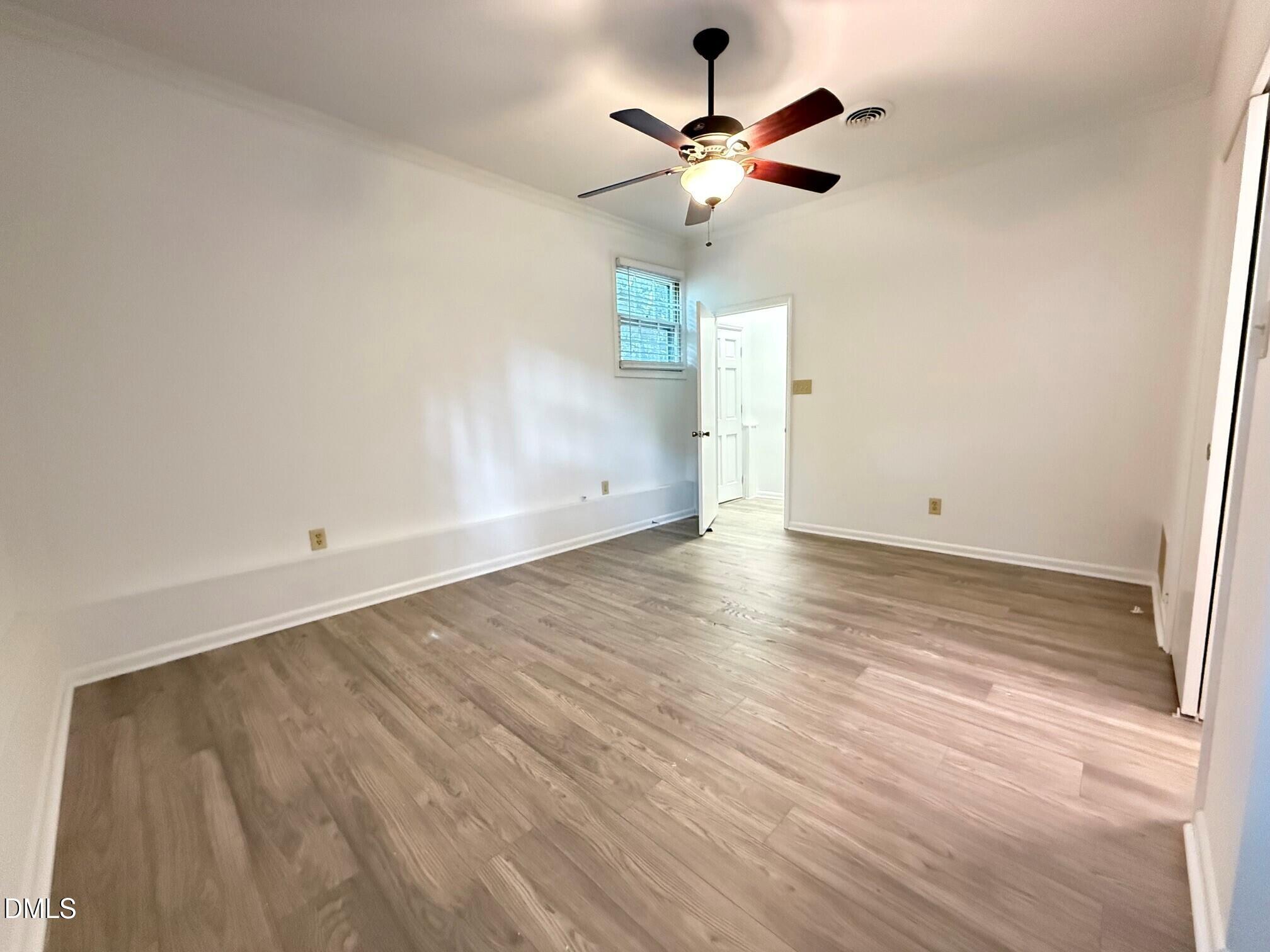 1421-a Lynn Road Property Photo 9