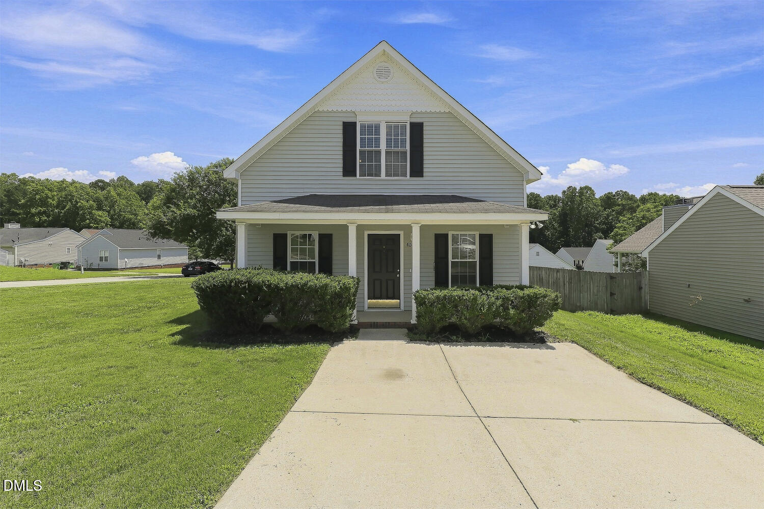 4005 Scofield Drive Property Photo 2