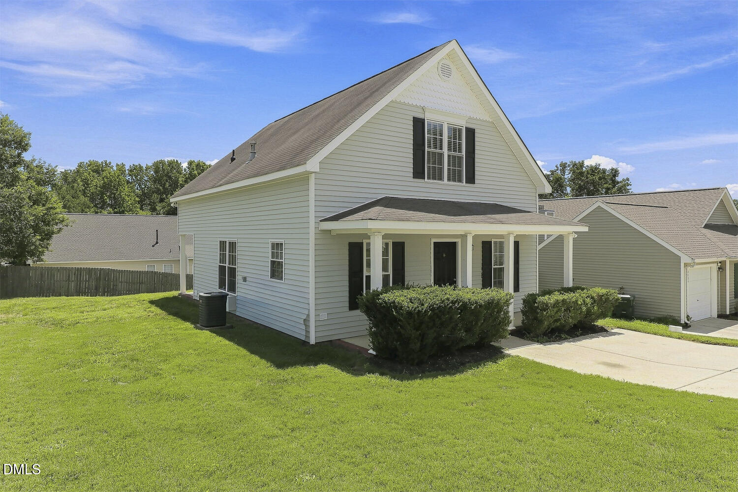 4005 Scofield Drive Property Photo 4