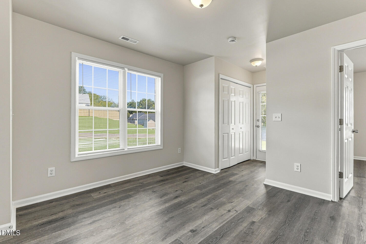 4005 Scofield Drive Property Photo 15