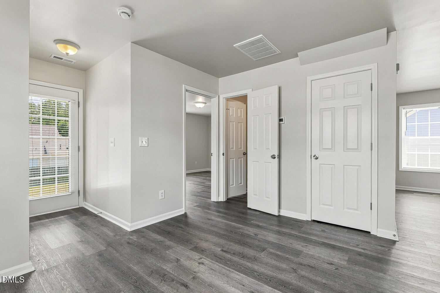 4005 Scofield Drive Property Photo 18