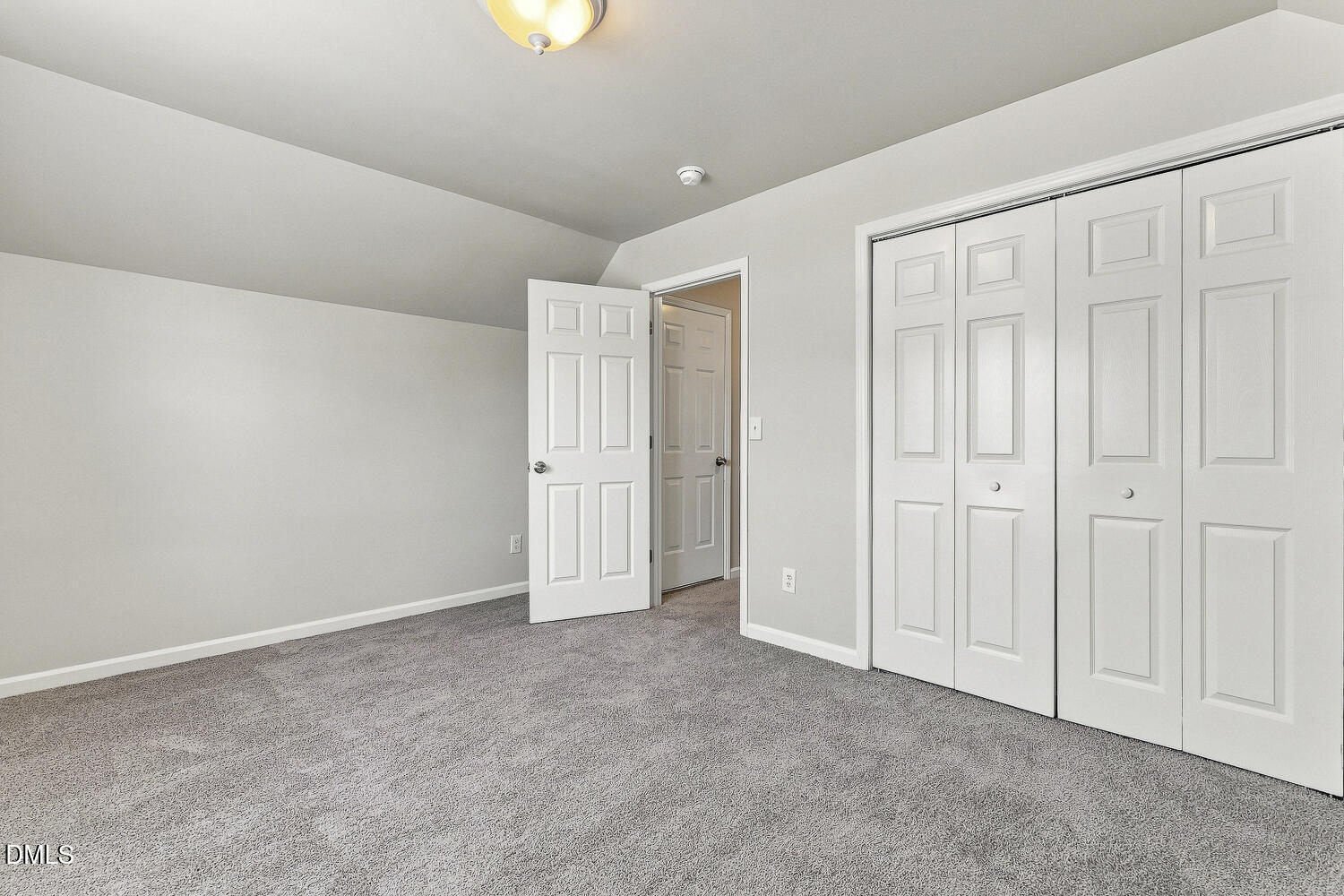 4005 Scofield Drive Property Photo 27