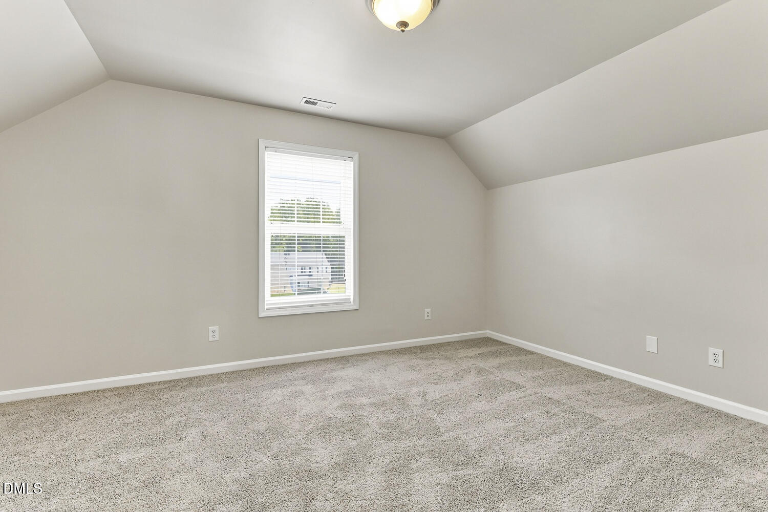 4005 Scofield Drive Property Photo 29