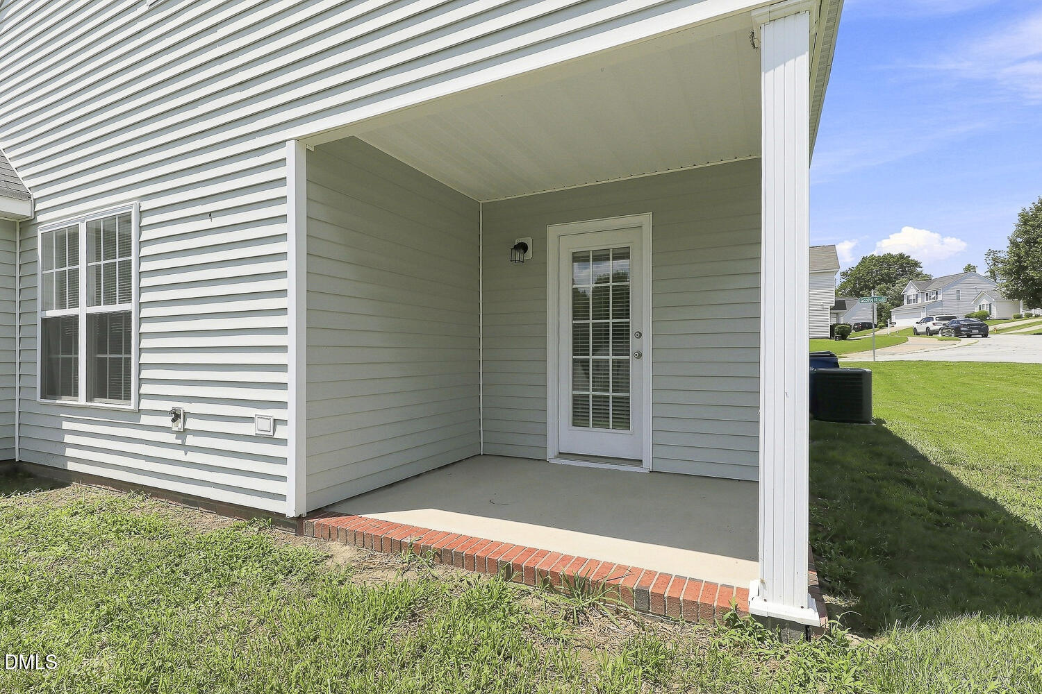 4005 Scofield Drive Property Photo 32