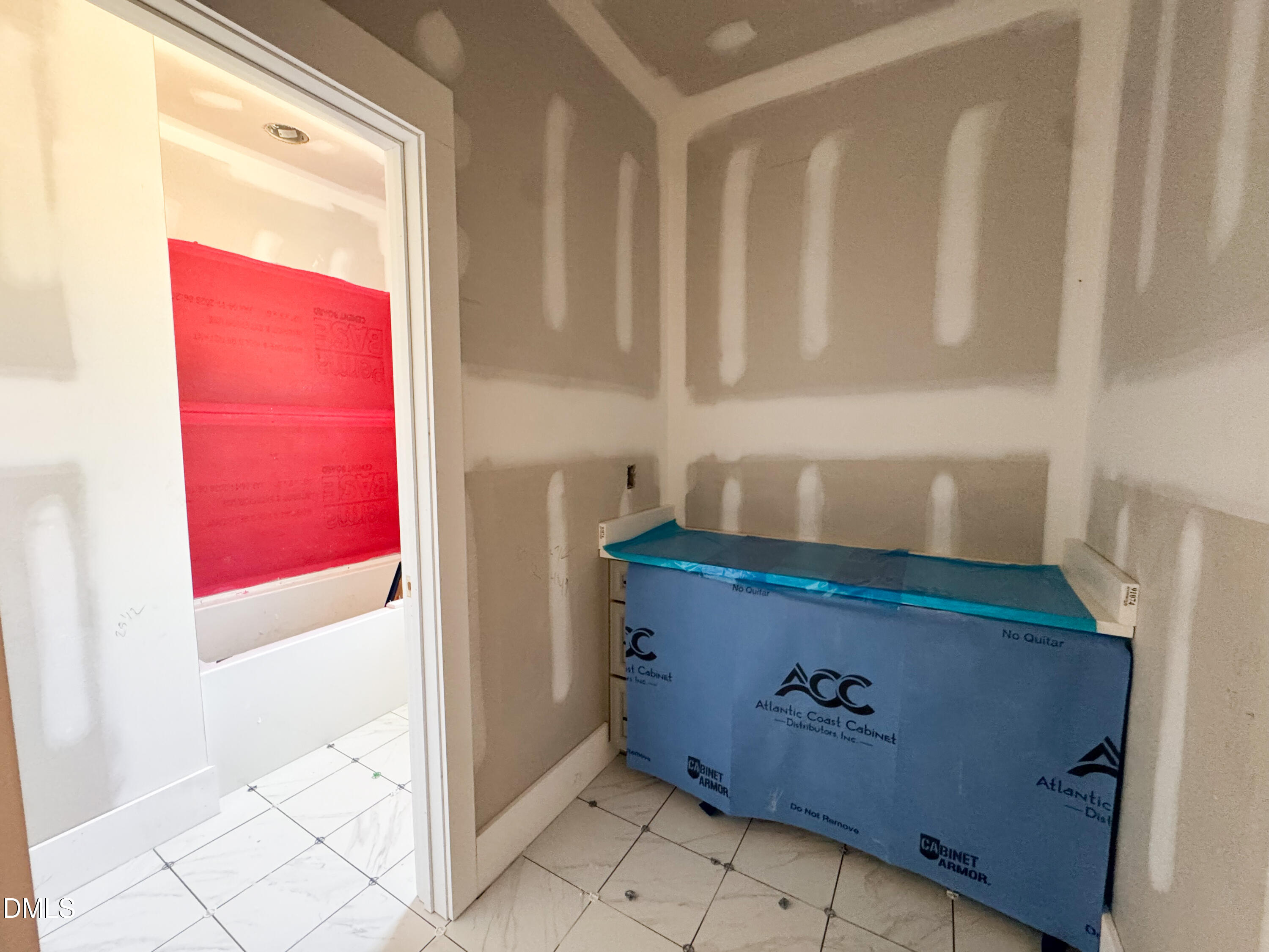 2536 Rosslare Pond Trail Property Photo 8