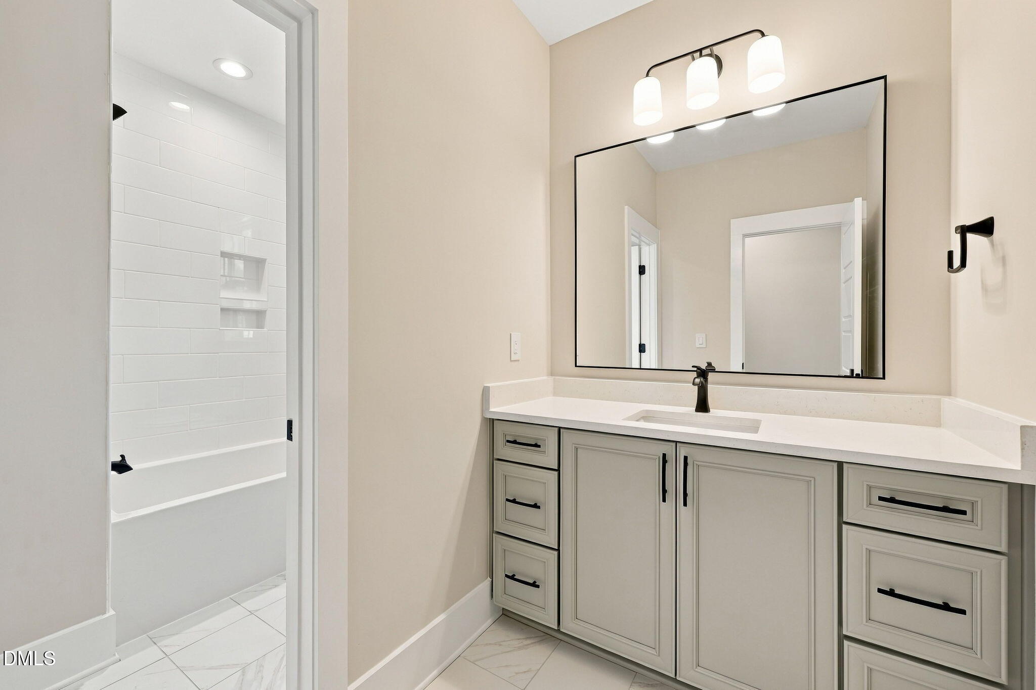 2536 Rosslare Pond Trail Property Photo 30