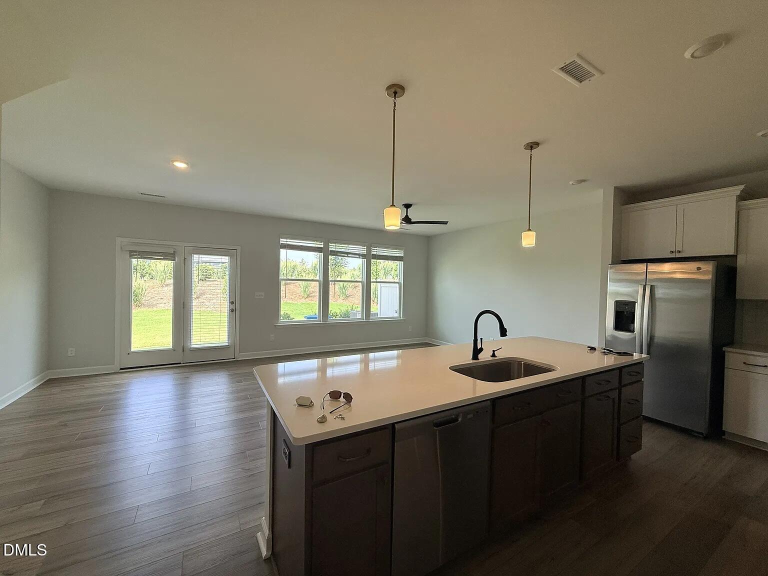 1064 Westerland Way Property Photo 3