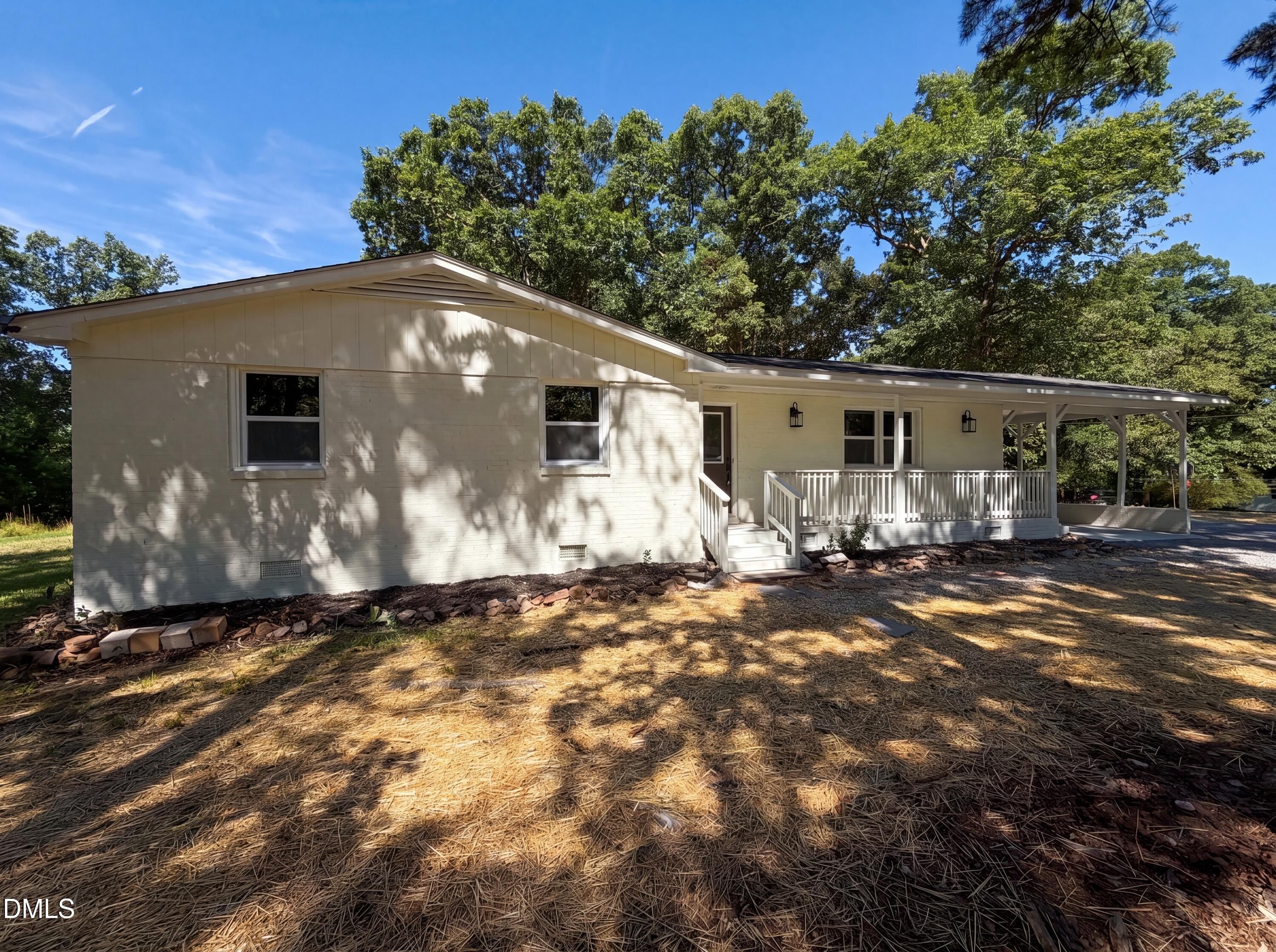 2219 Valley Road