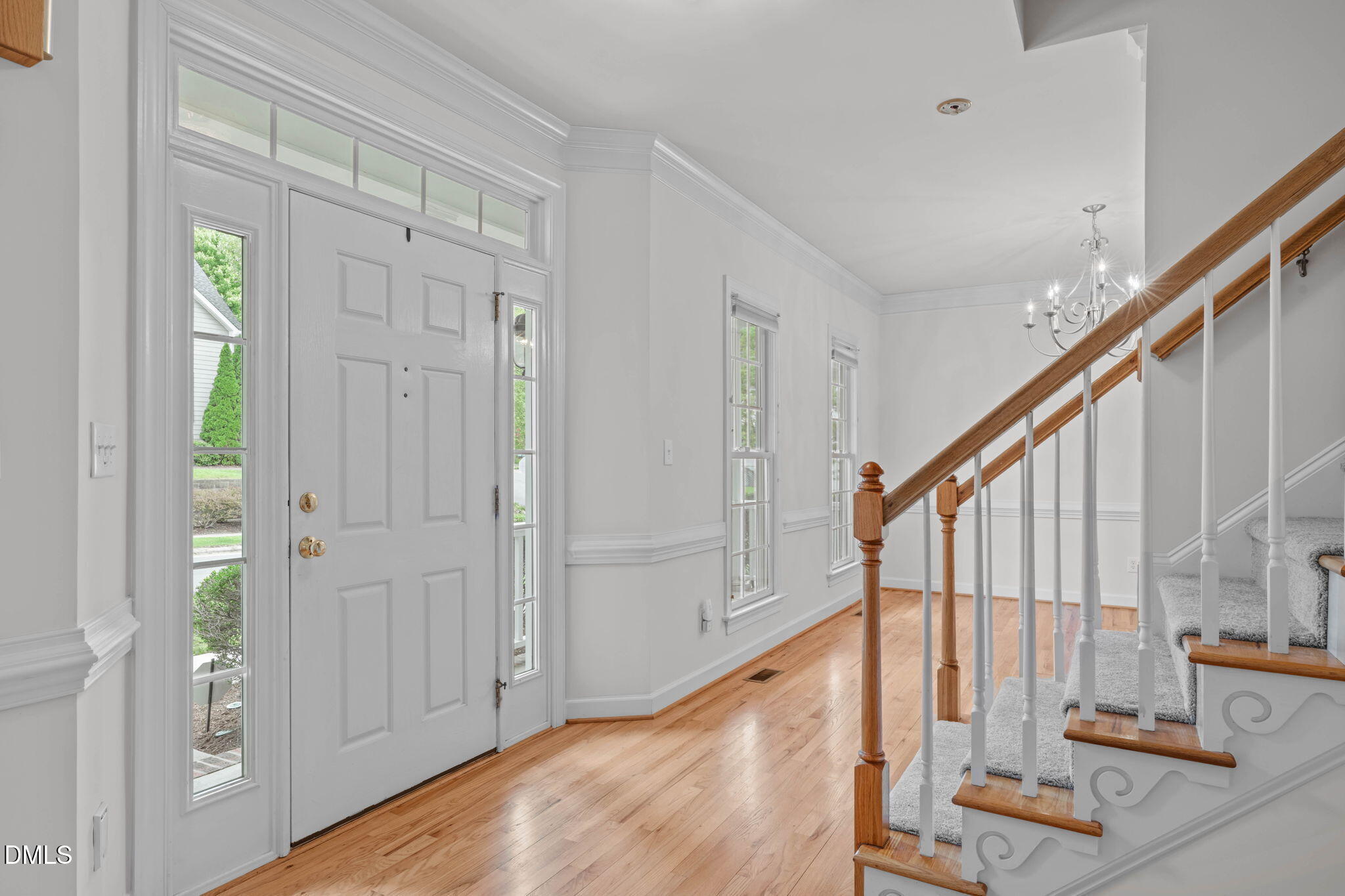 1121 Capitata Crossing Property Photo 5