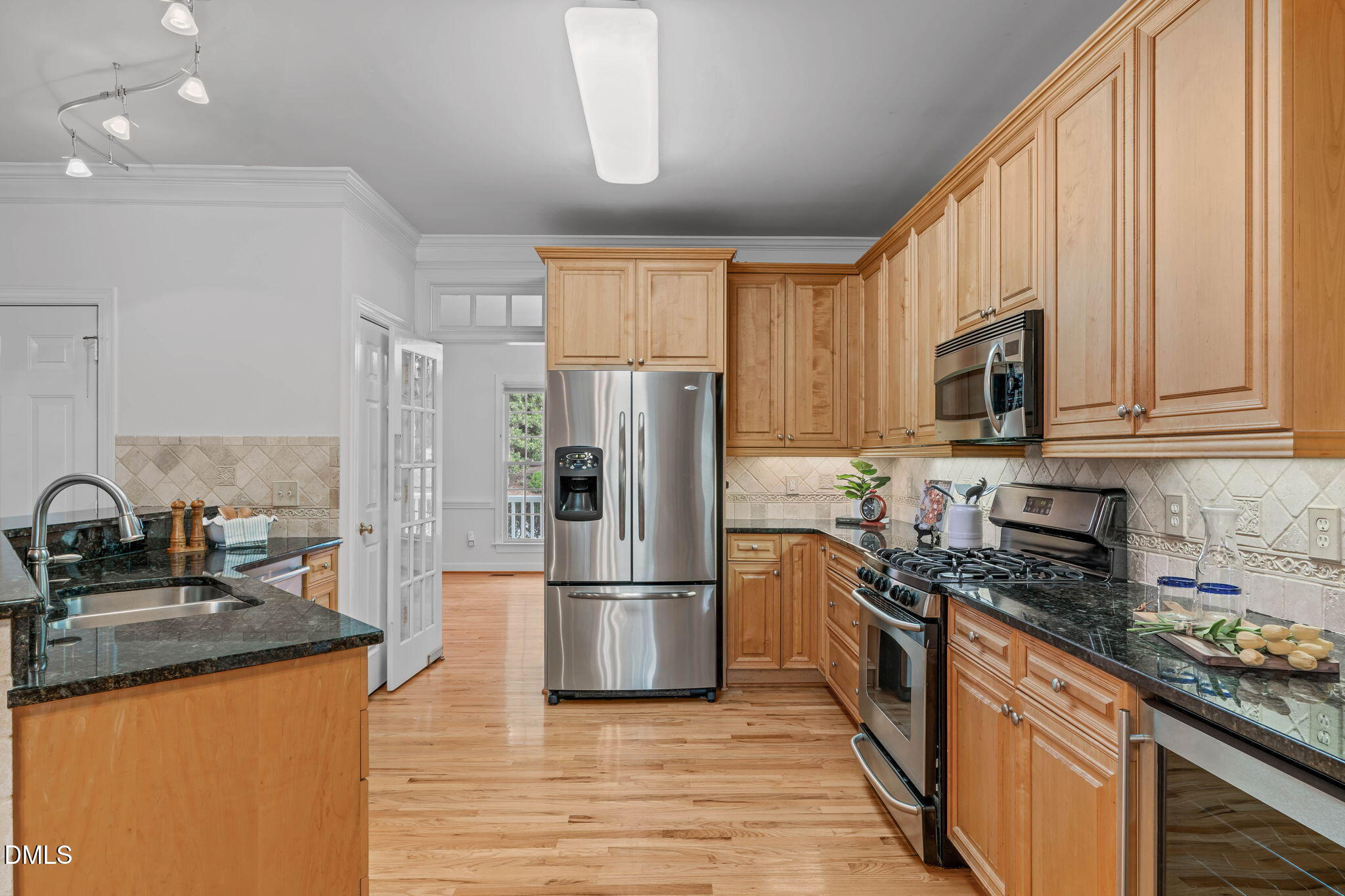 1121 Capitata Crossing Property Photo 15
