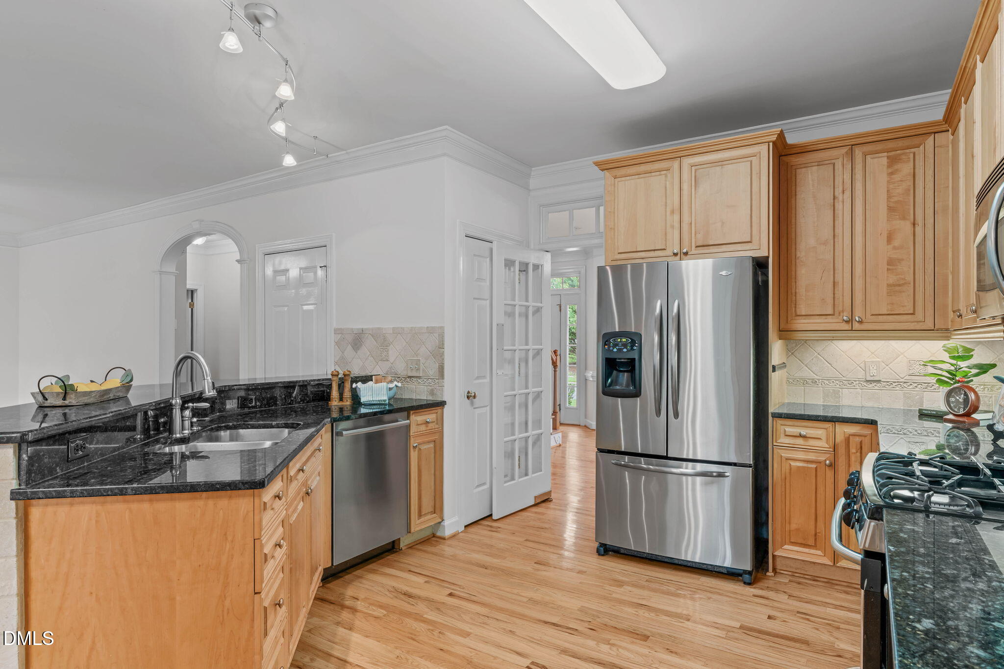 1121 Capitata Crossing Property Photo 16