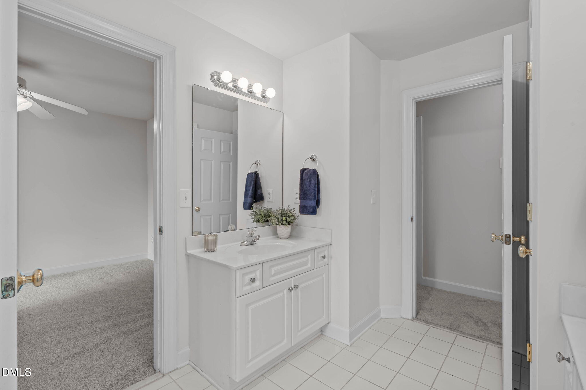 1121 Capitata Crossing Property Photo 37