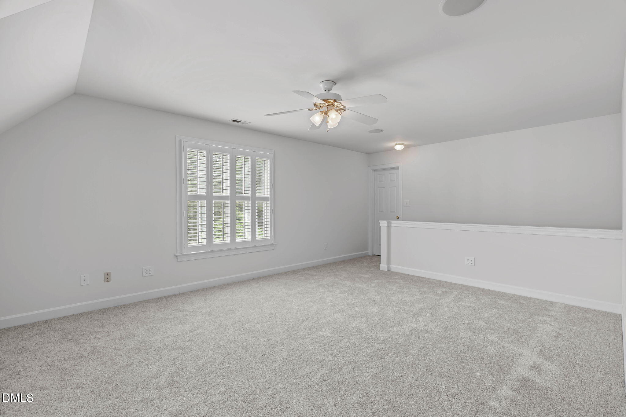 1121 Capitata Crossing Property Photo 44