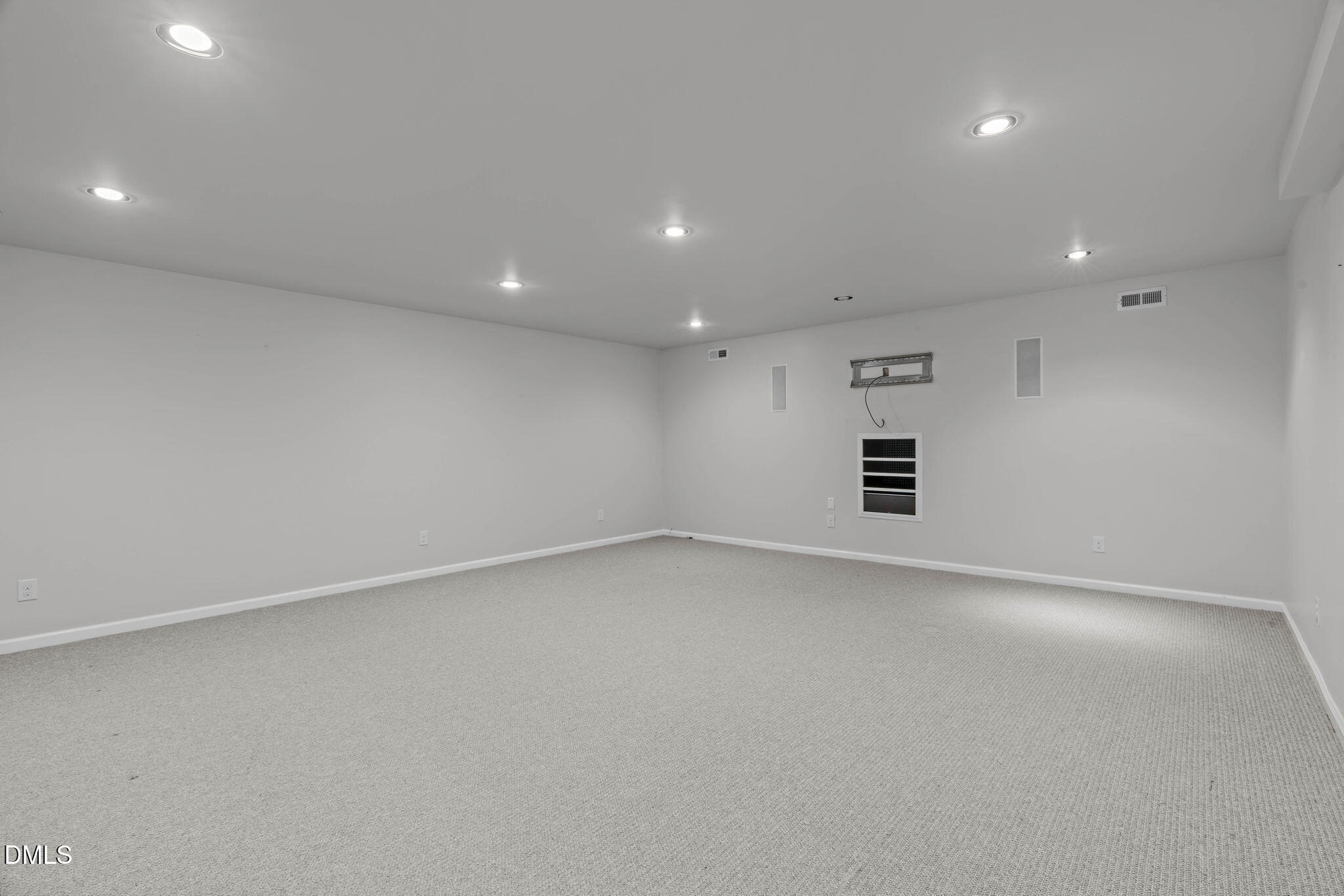 1121 Capitata Crossing Property Photo 54