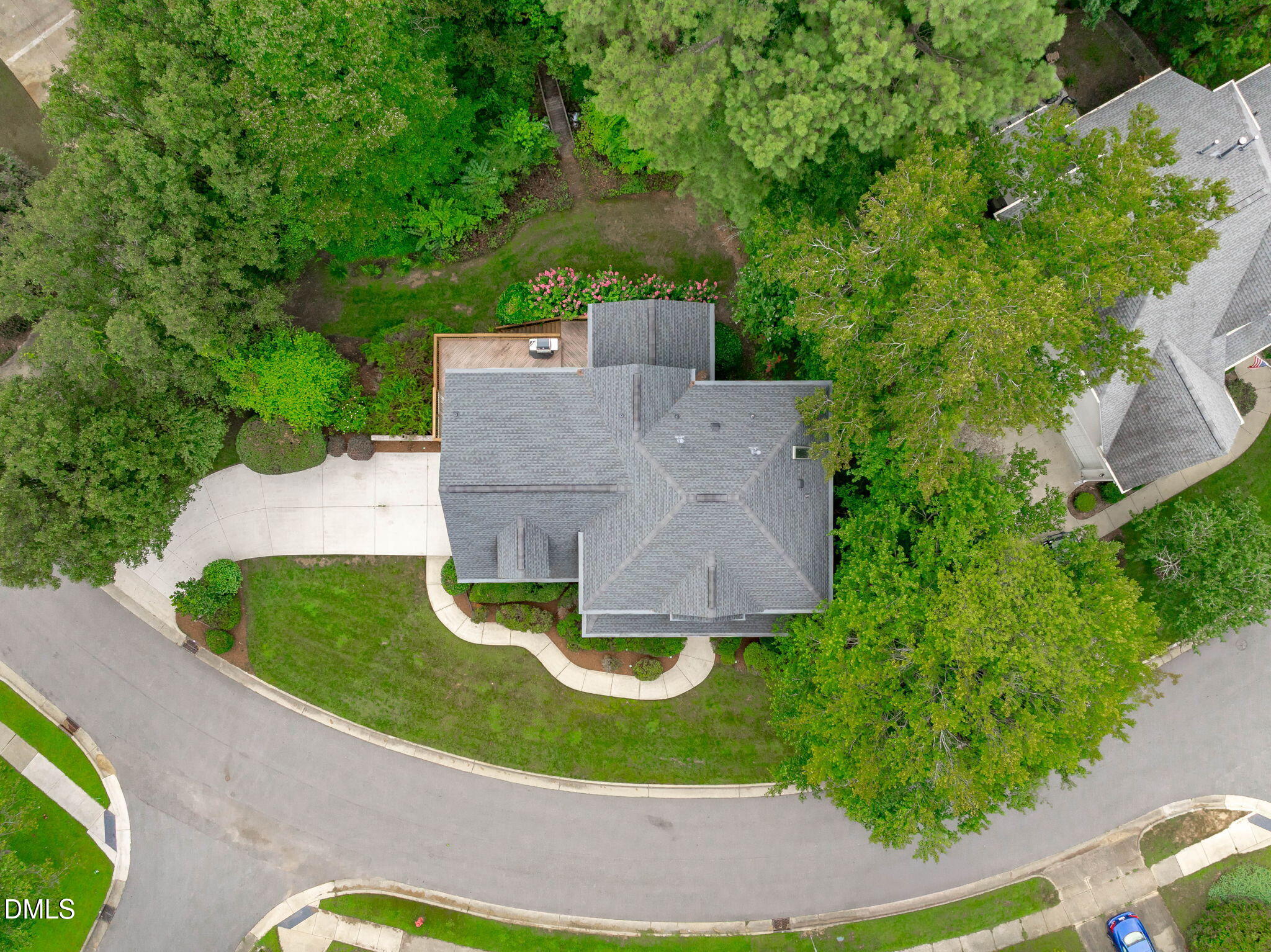 1121 Capitata Crossing Property Photo 70