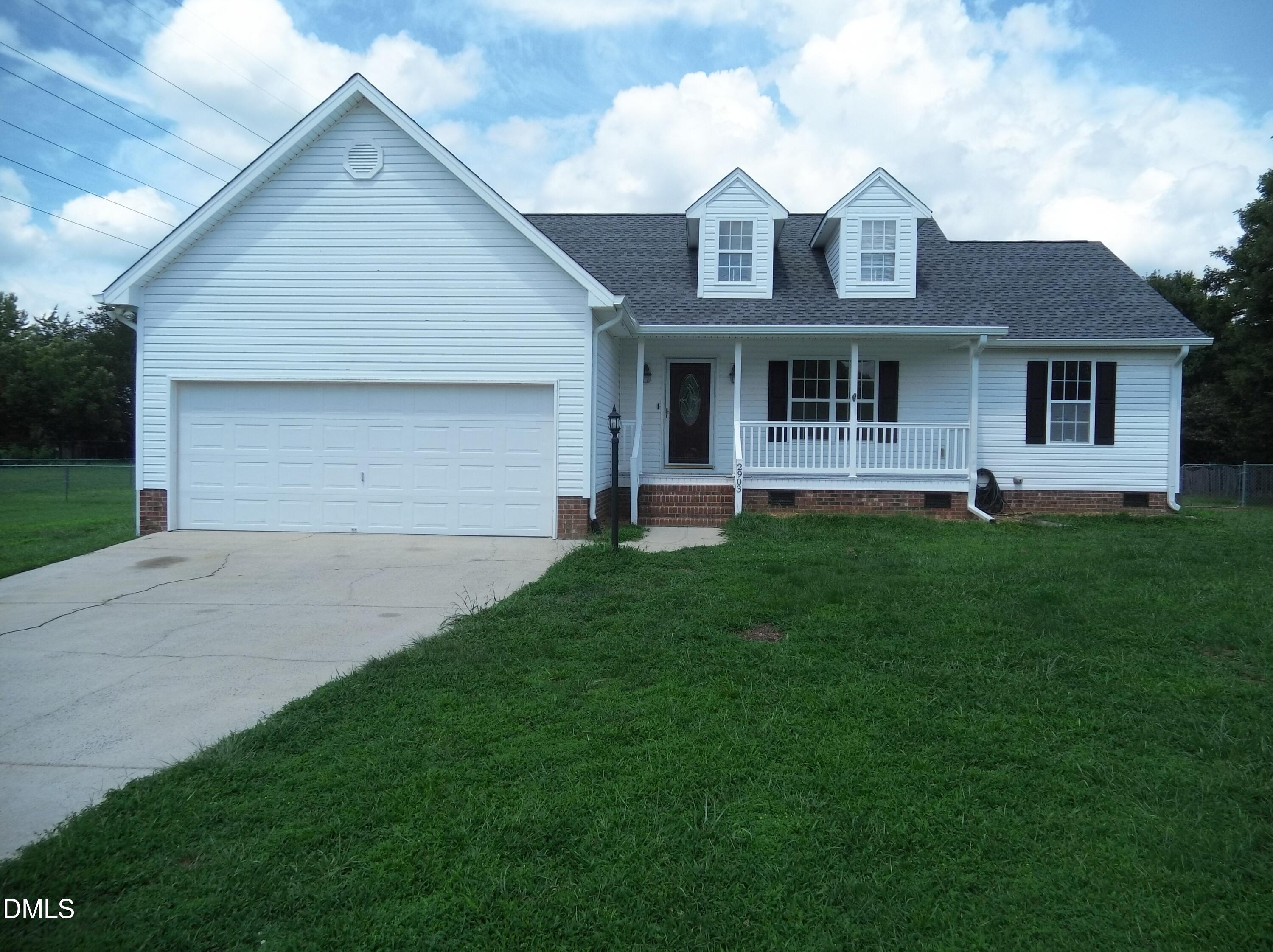 2903 Mitchell Wood Drive Property Photo 1