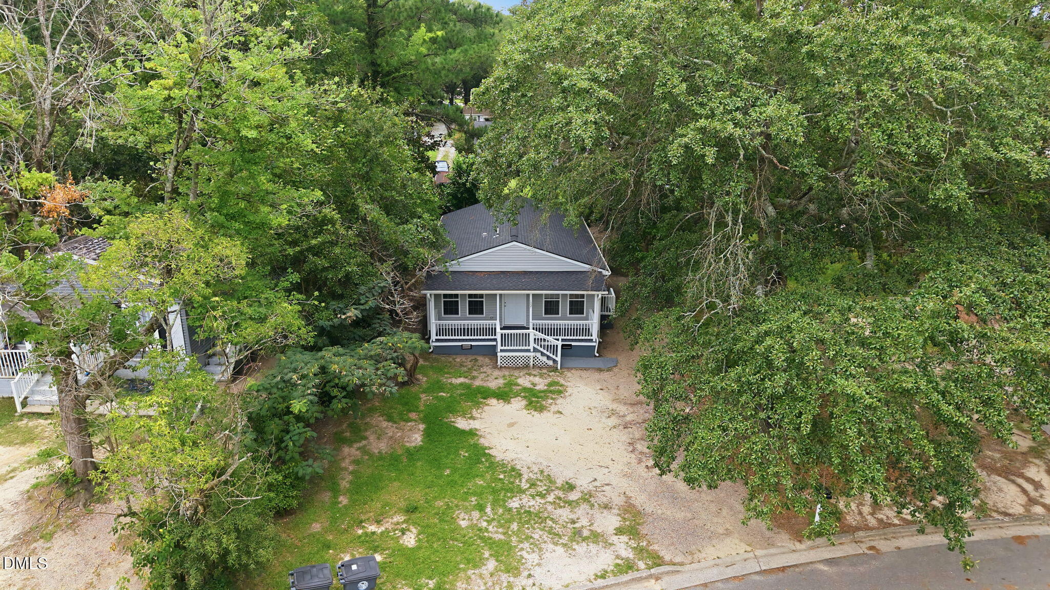1557 Cherry Street Property Photo 6