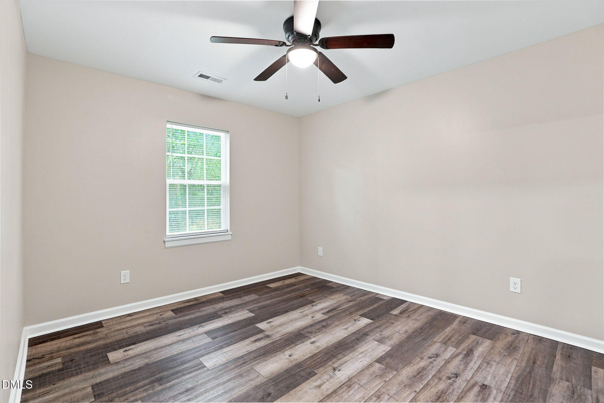 1557 Cherry Street Property Photo 18