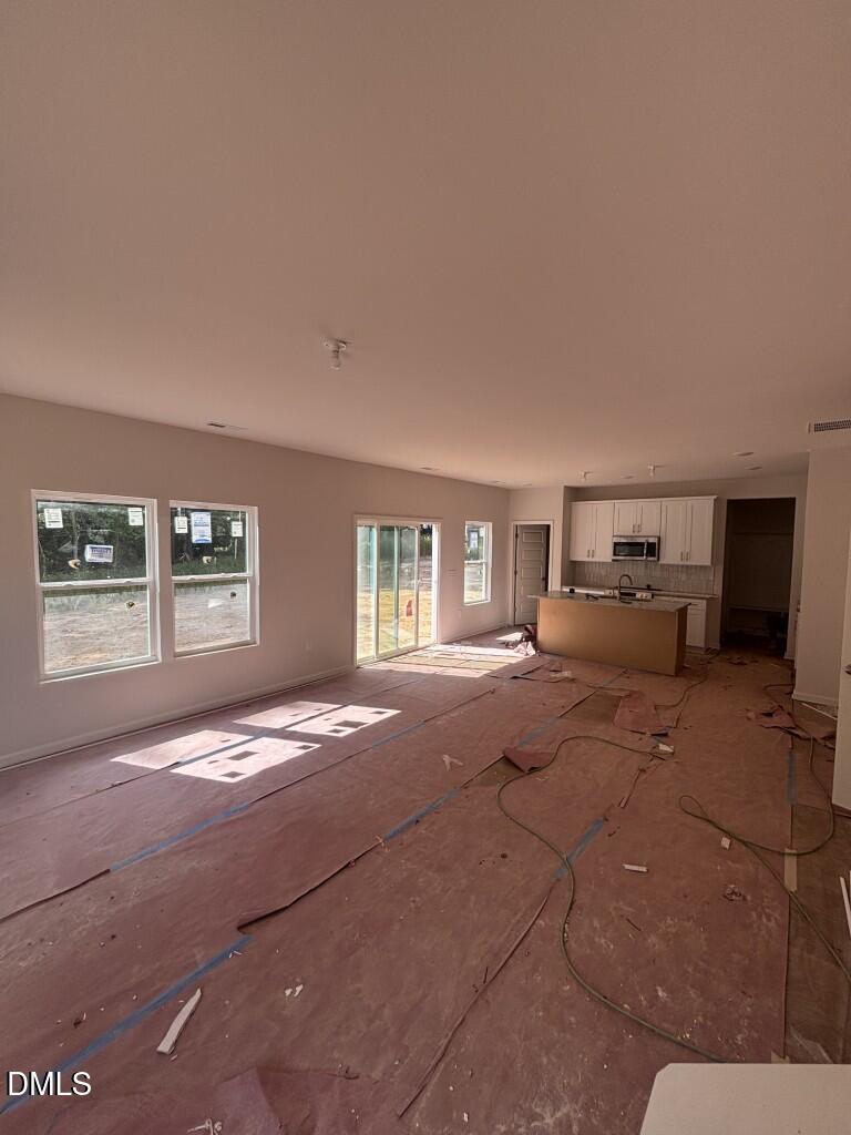 709 Crestview Drive Property Photo 3