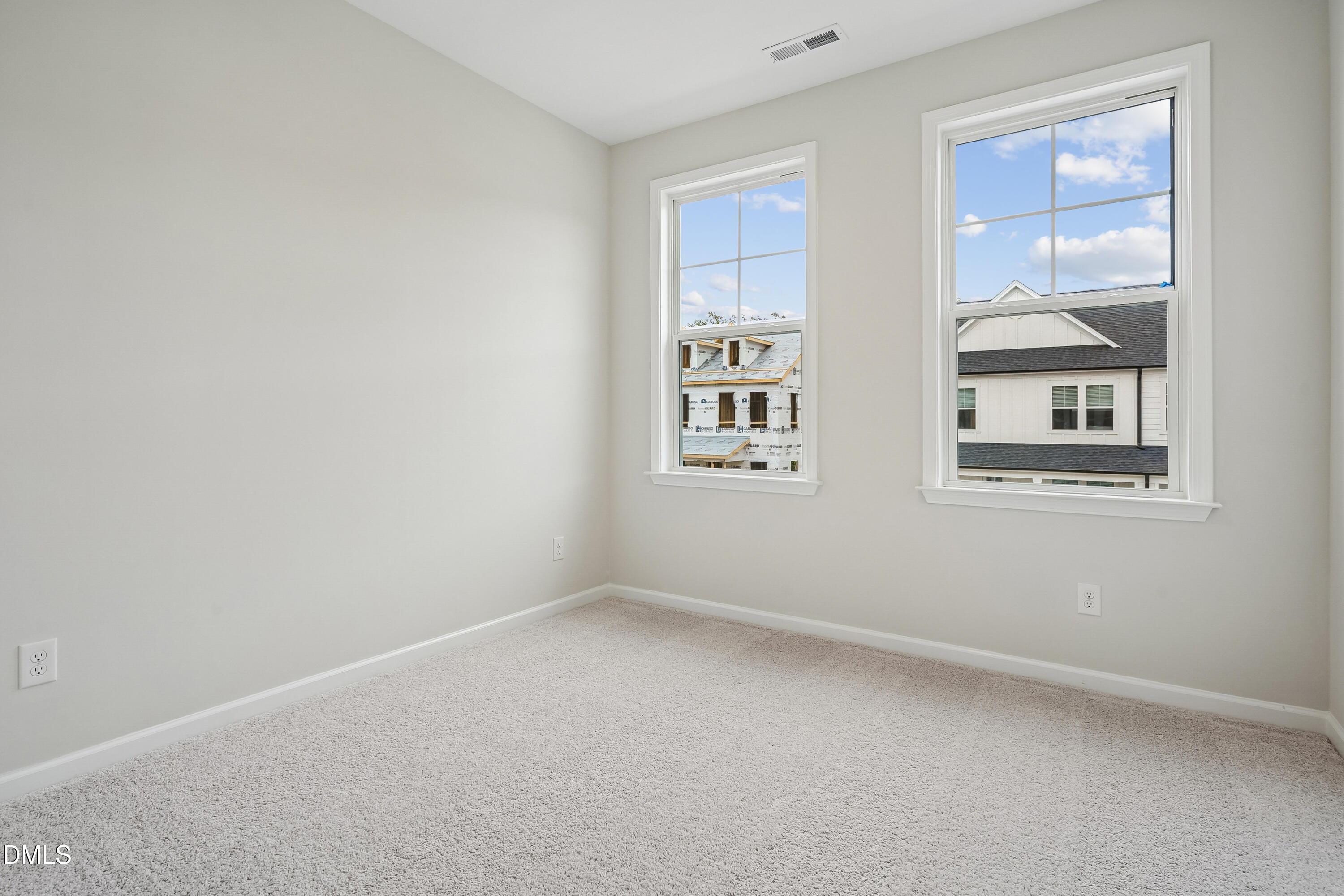 37 E Tiger Lily Trail #56 Property Photo 16
