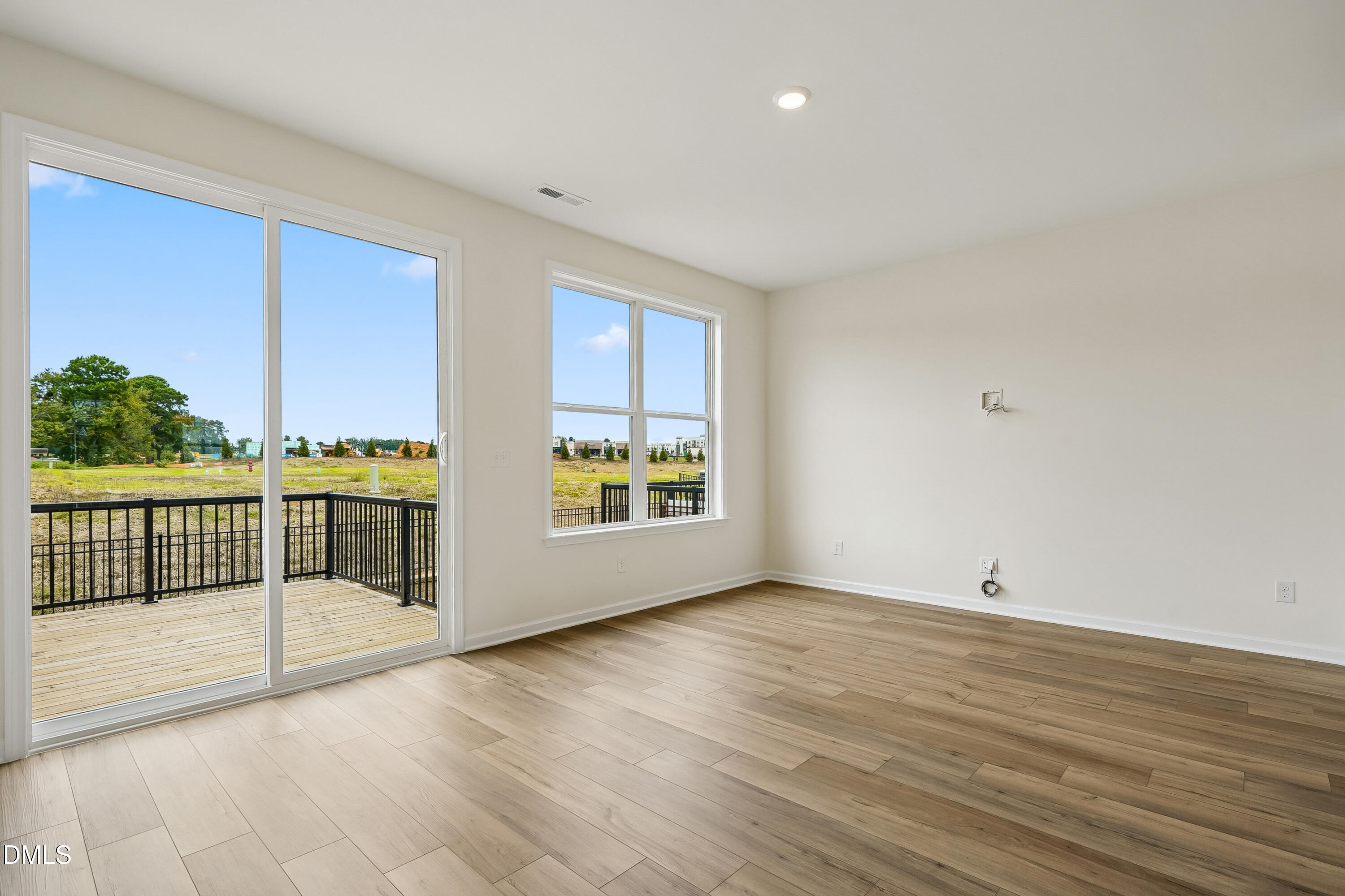 41 E Tiger Lily Trail #57 Property Photo 5