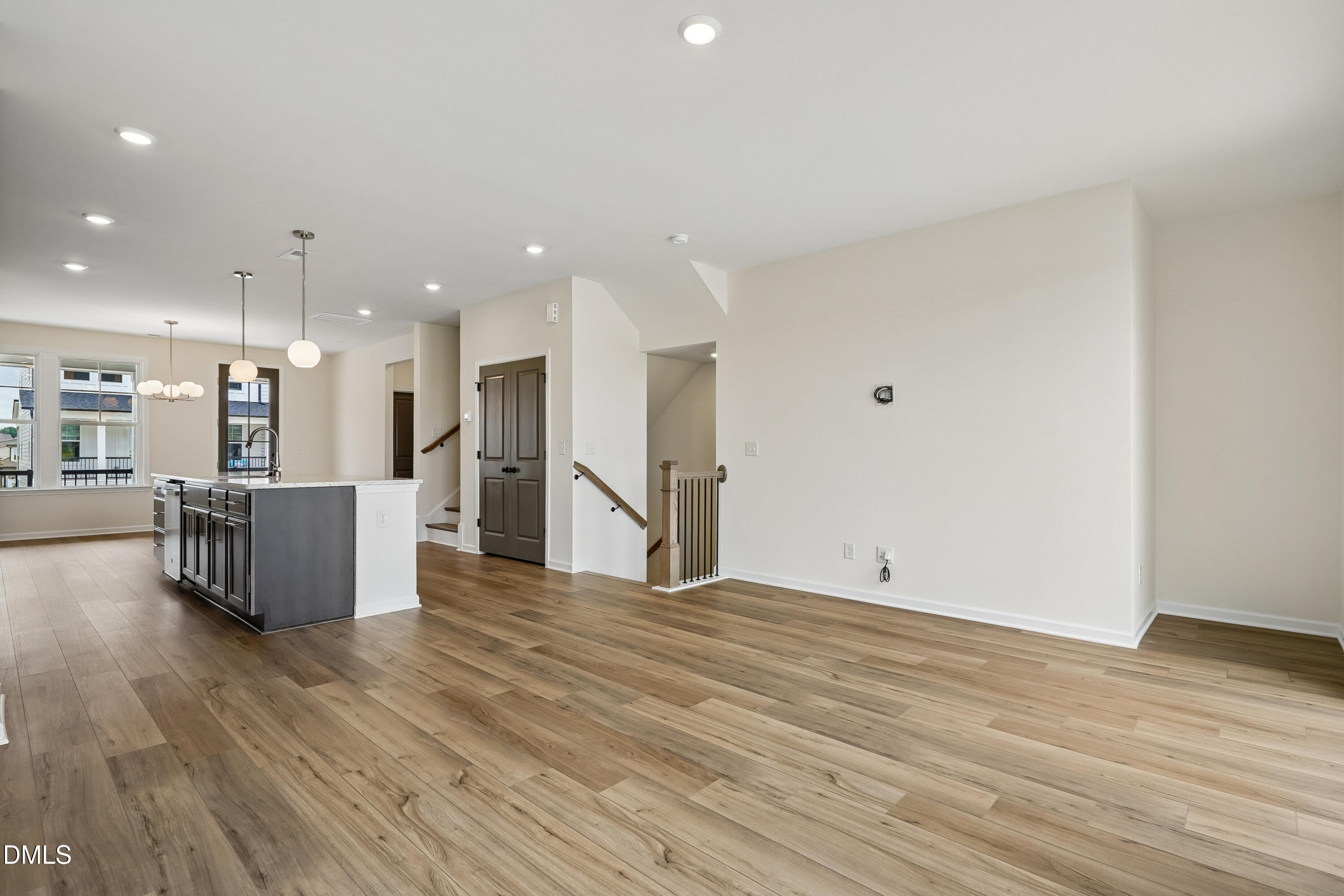 41 E Tiger Lily Trail #57 Property Photo 6