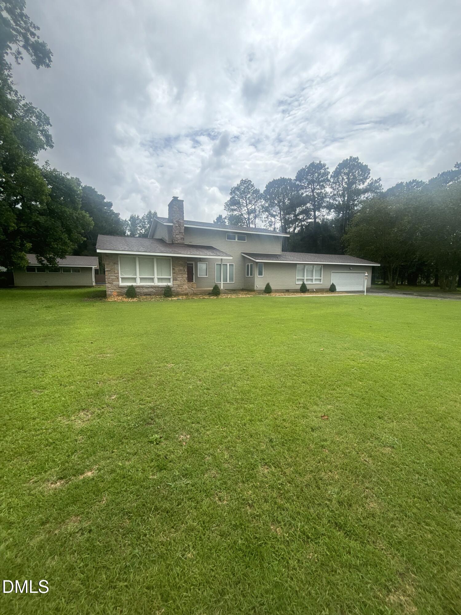 329 Ditchbank Road Property Photo 1