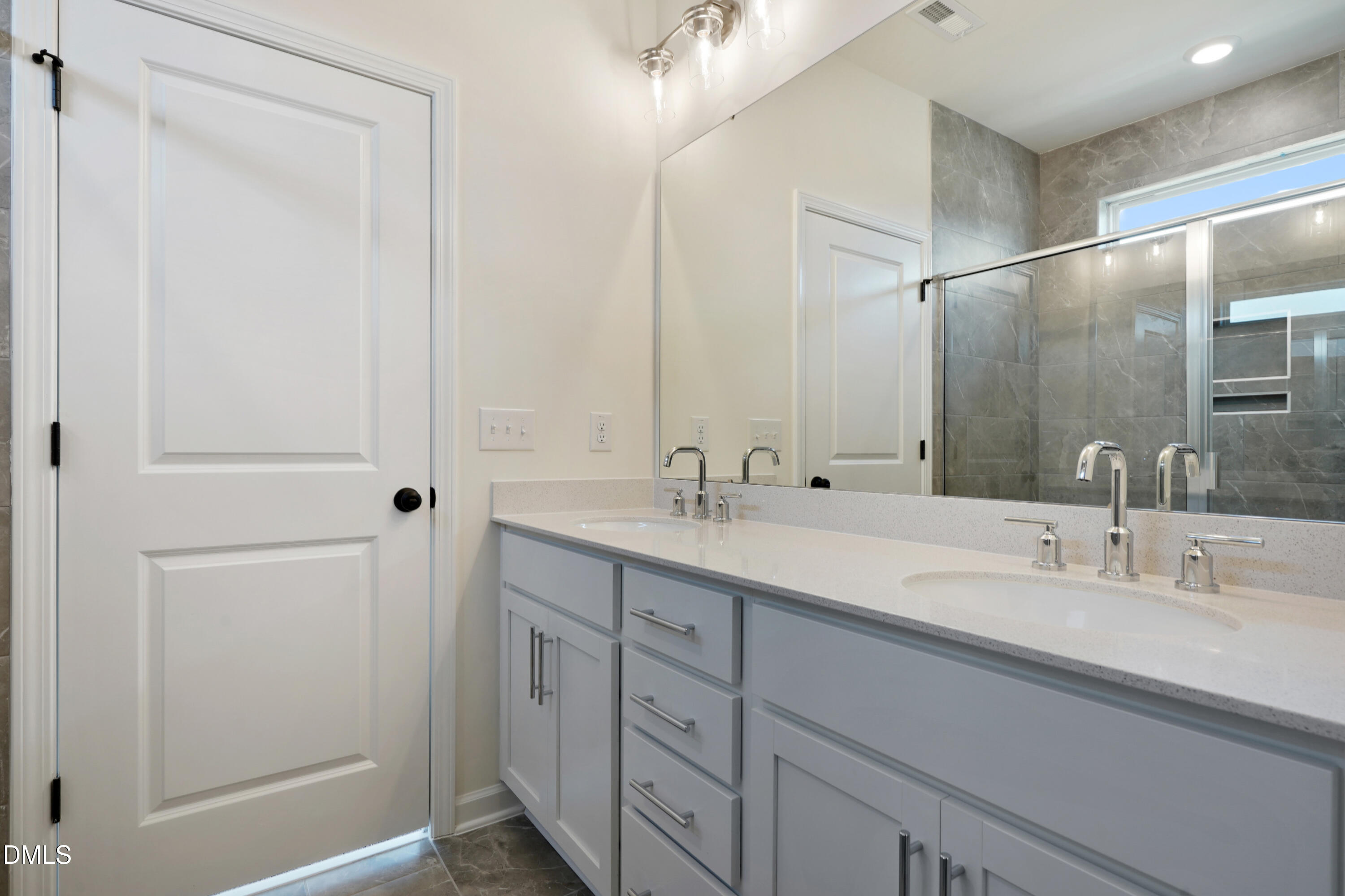 51 E Tiger Lily Trail Property Photo 14